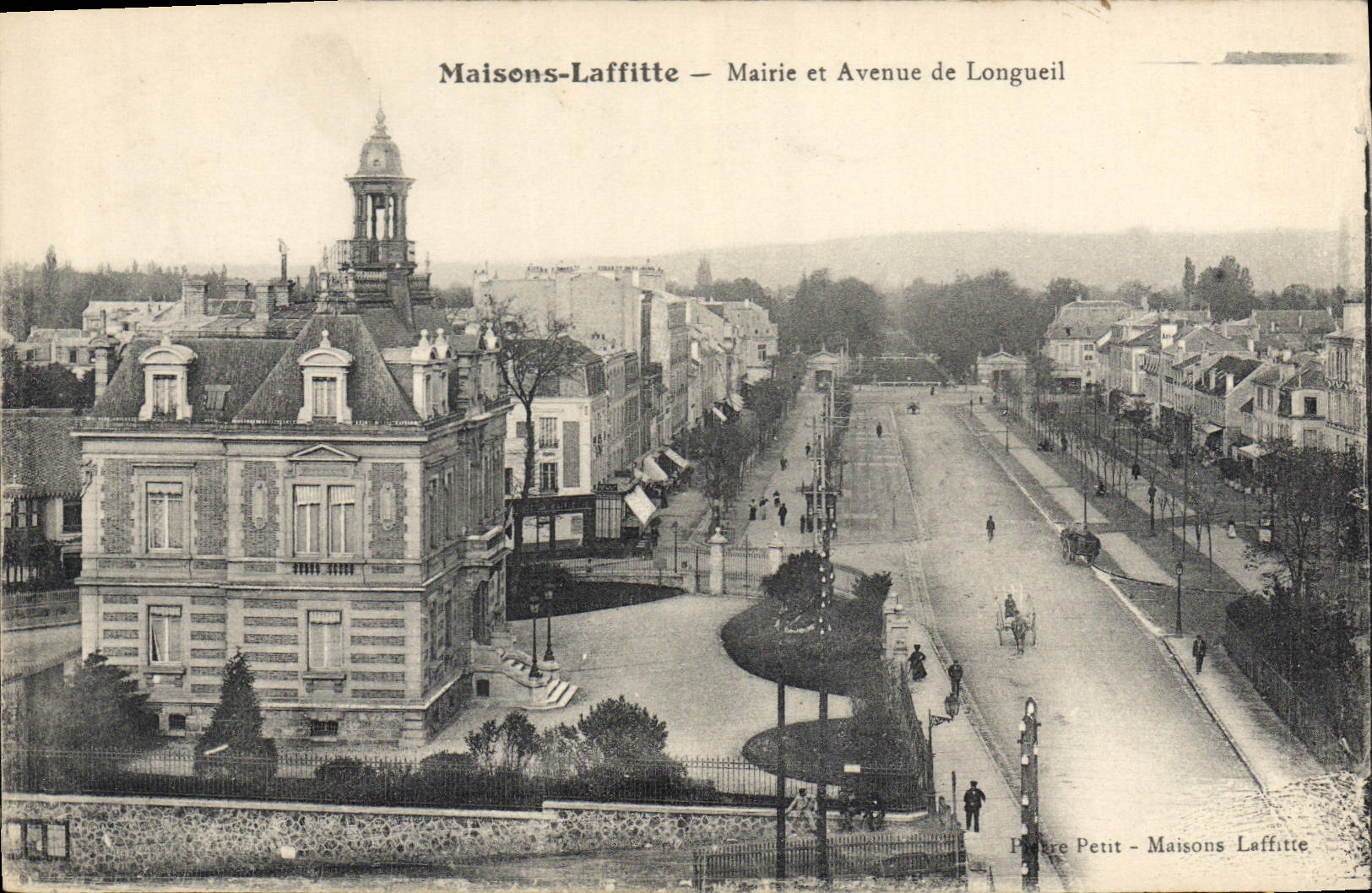 CPA Maisons Laffitte Mairie Et Avenue De Longueil