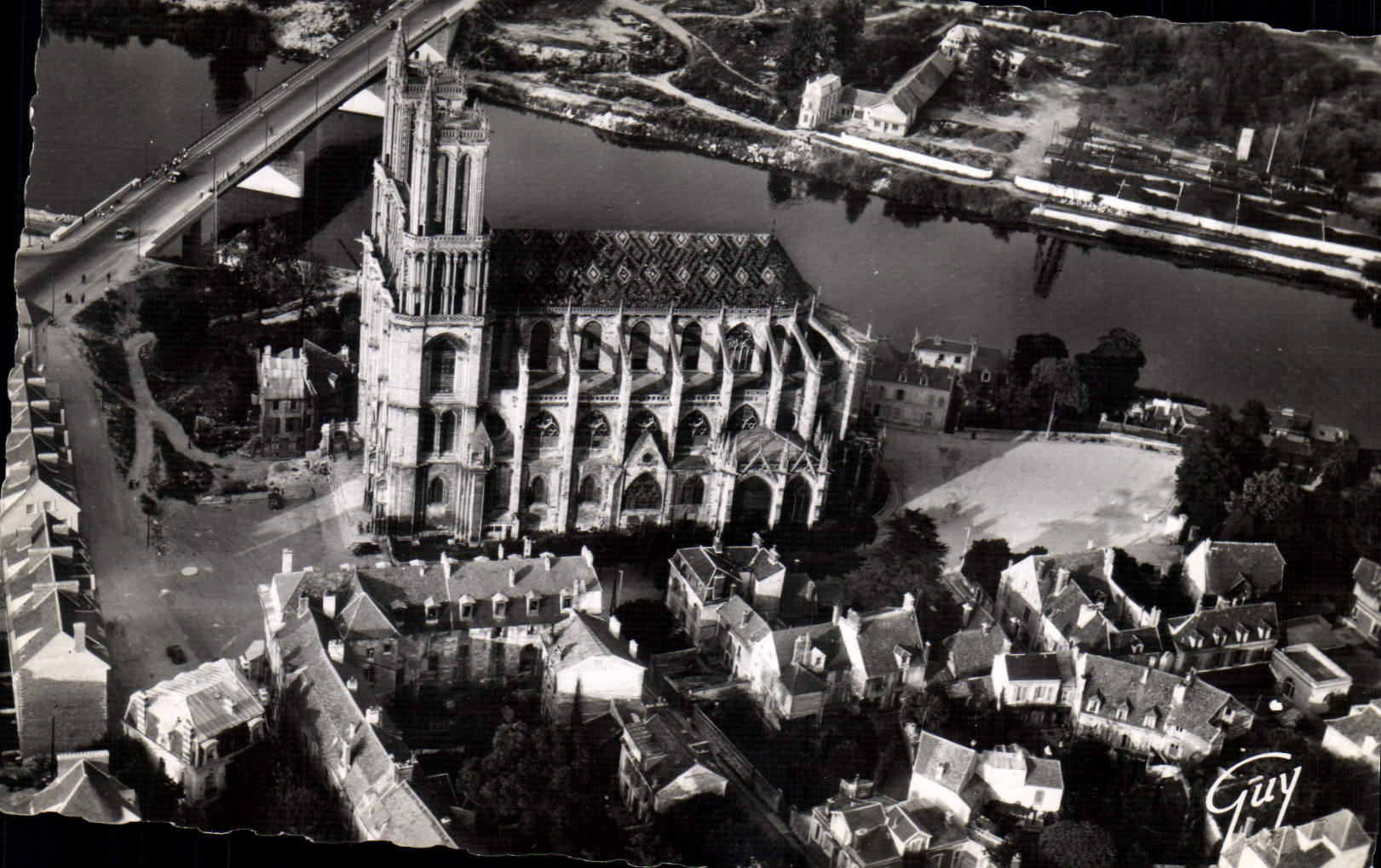CPA Mantes Gassicourt L'Eglise Notre Dame