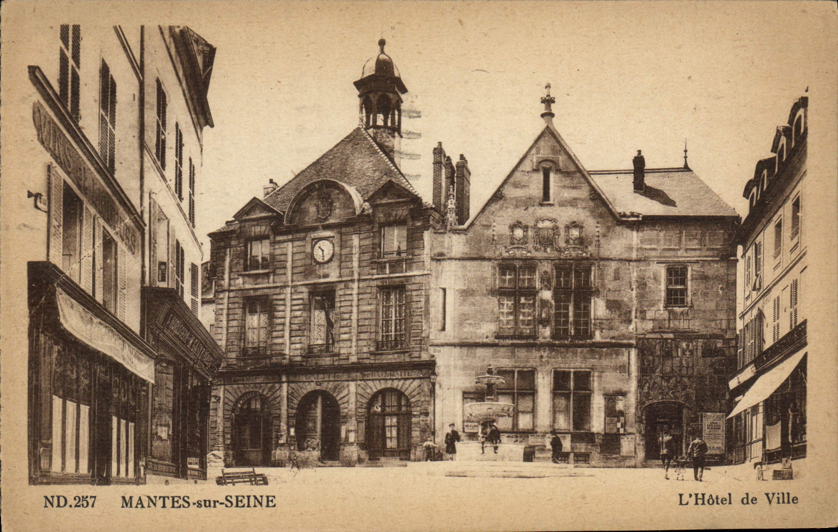 CPA Mantes Sur Seine L'Hotel De Ville