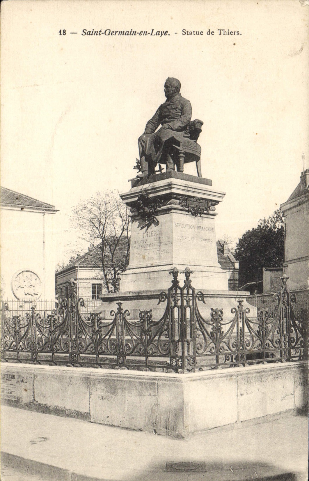 CPA St Germain En Laye Statue De Thiers