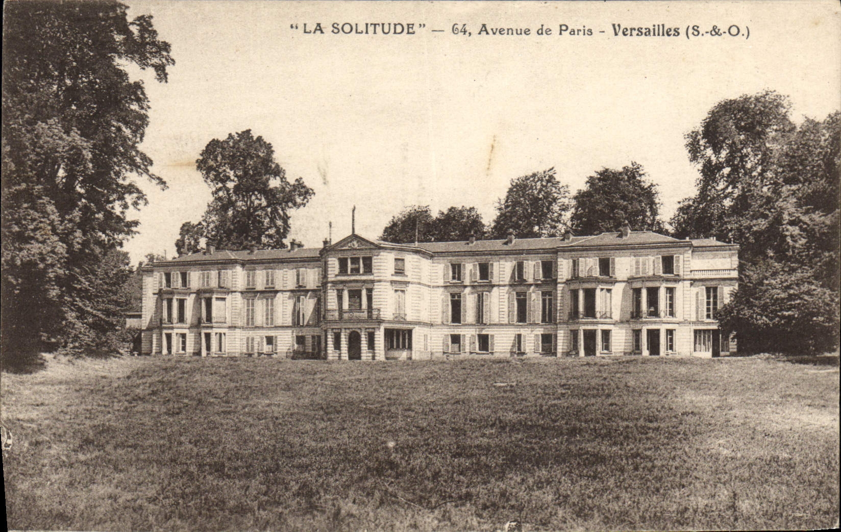 CPA Versailles La Solitude Avenue De Paris