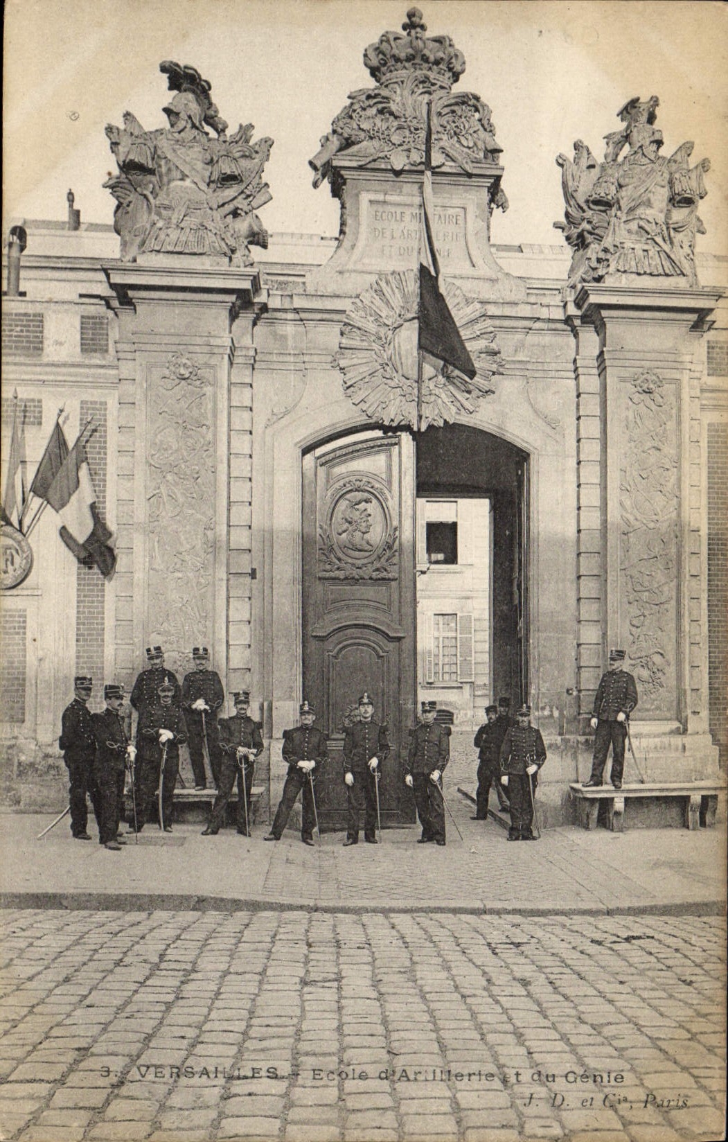 CPA Versailles Ecole D'Artillerie et du génie
