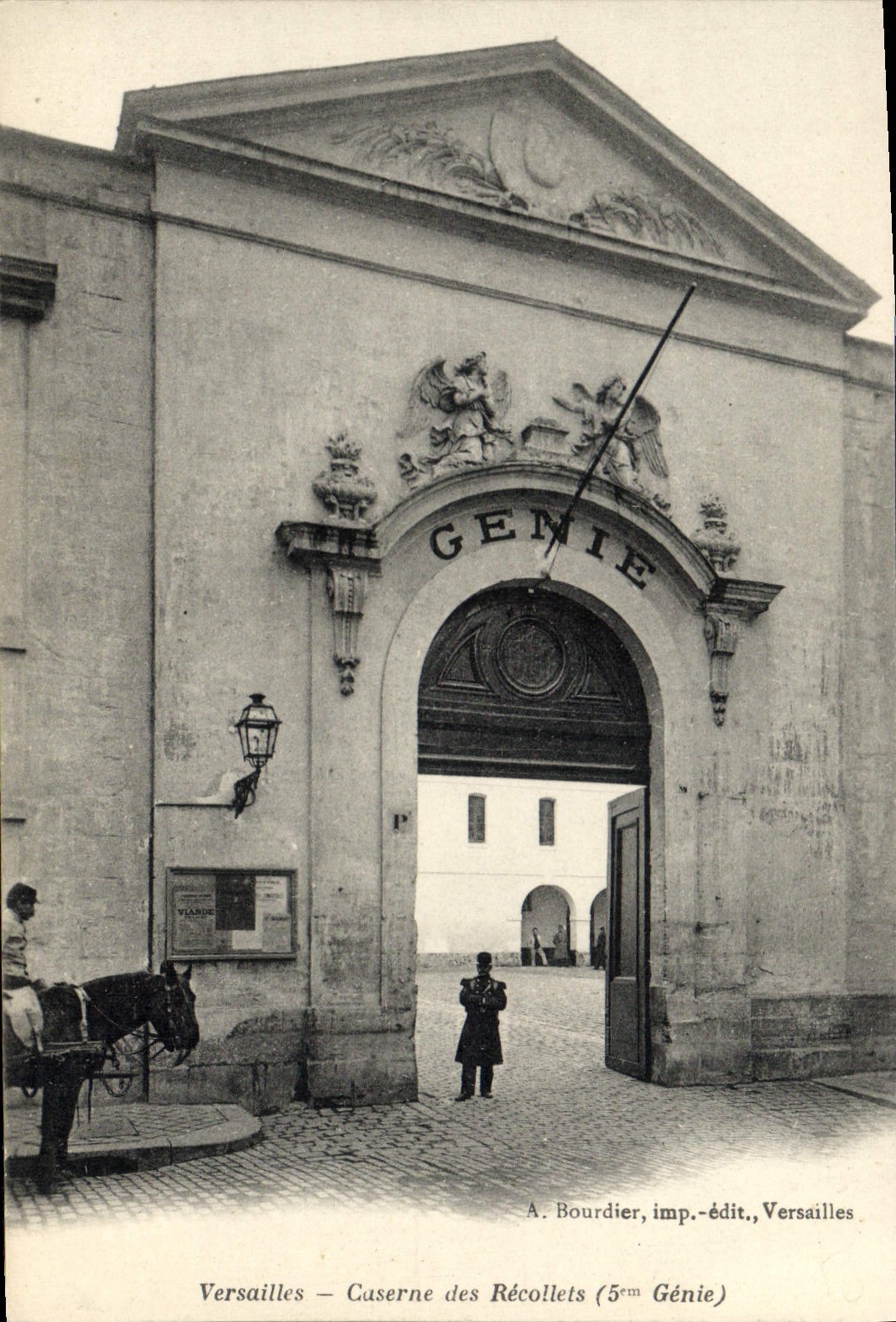 CPA Versailles Caserne Des Recollets 5ème génie