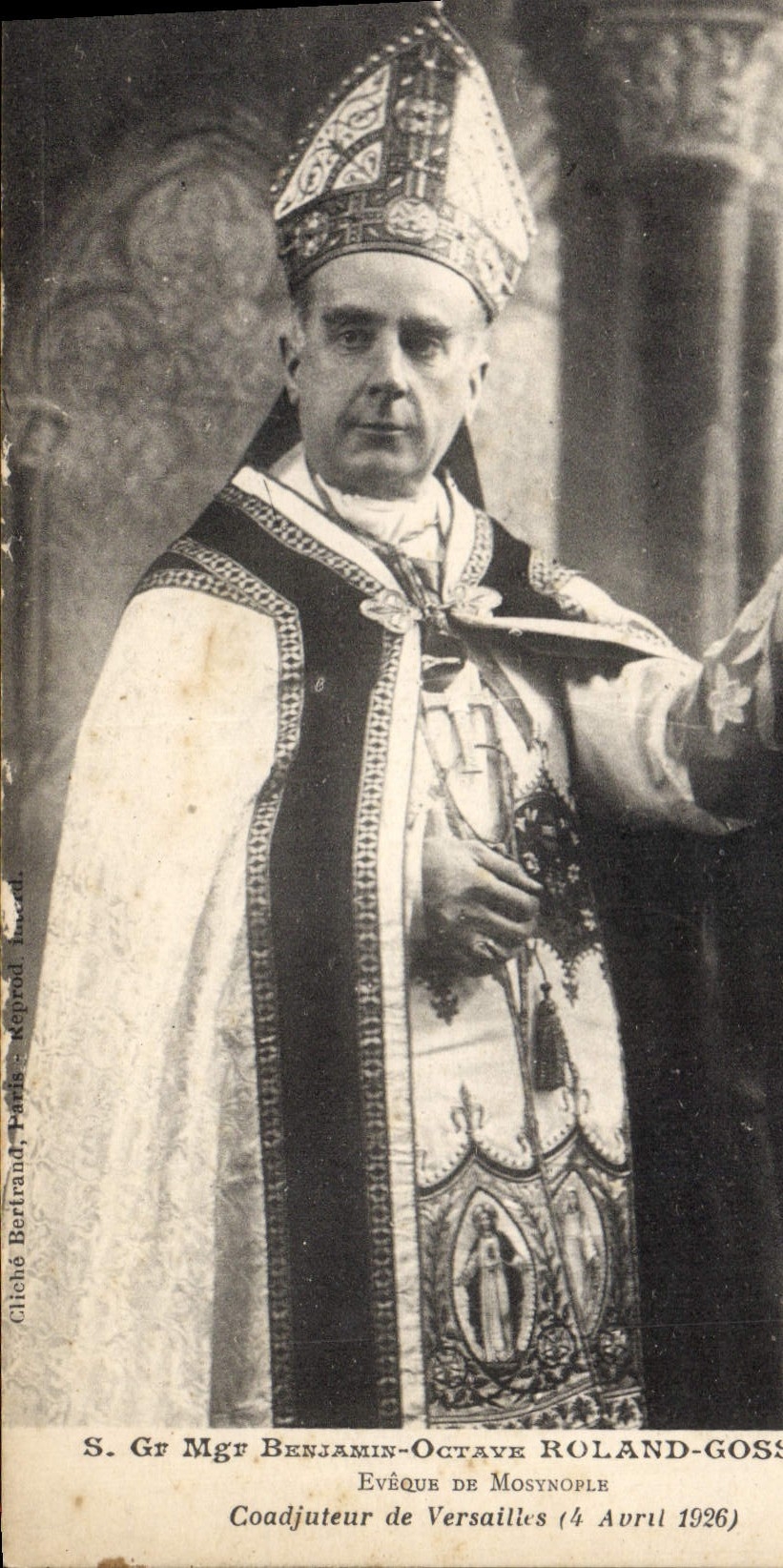 CPA Versailles Benjamin Octave ROLAND-GOSSELIN evêque de Mosynople Coadjuteur 4 avril 1926