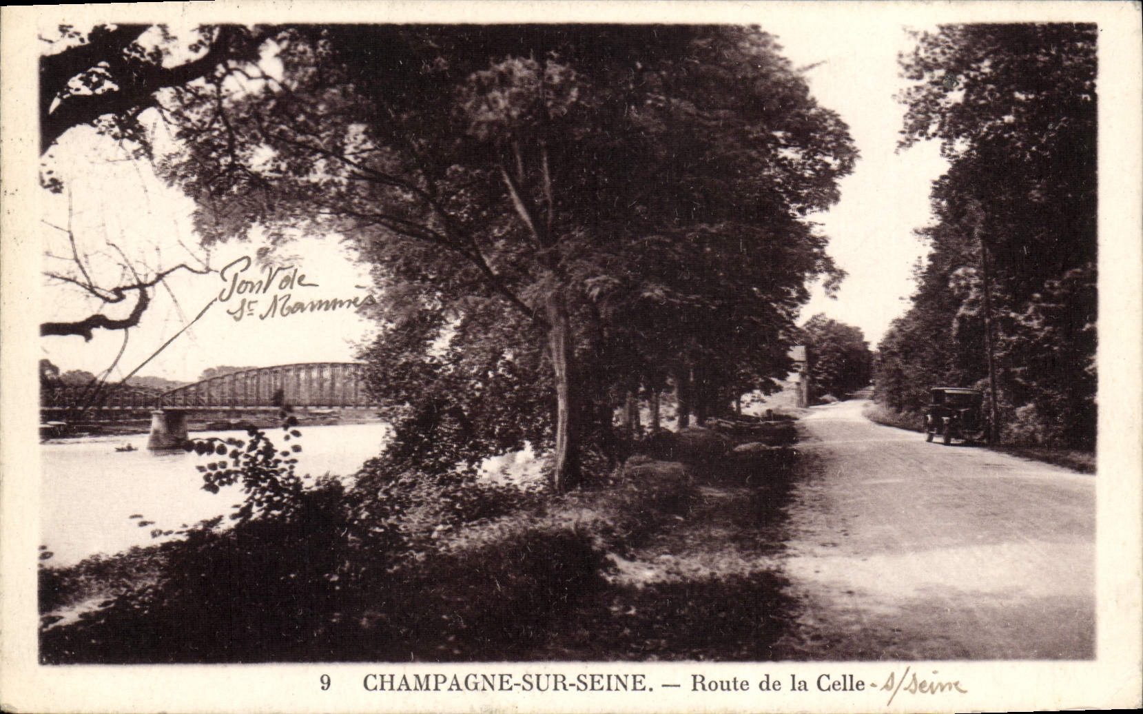 CPA Champagne Sur Seine Route De La Celle