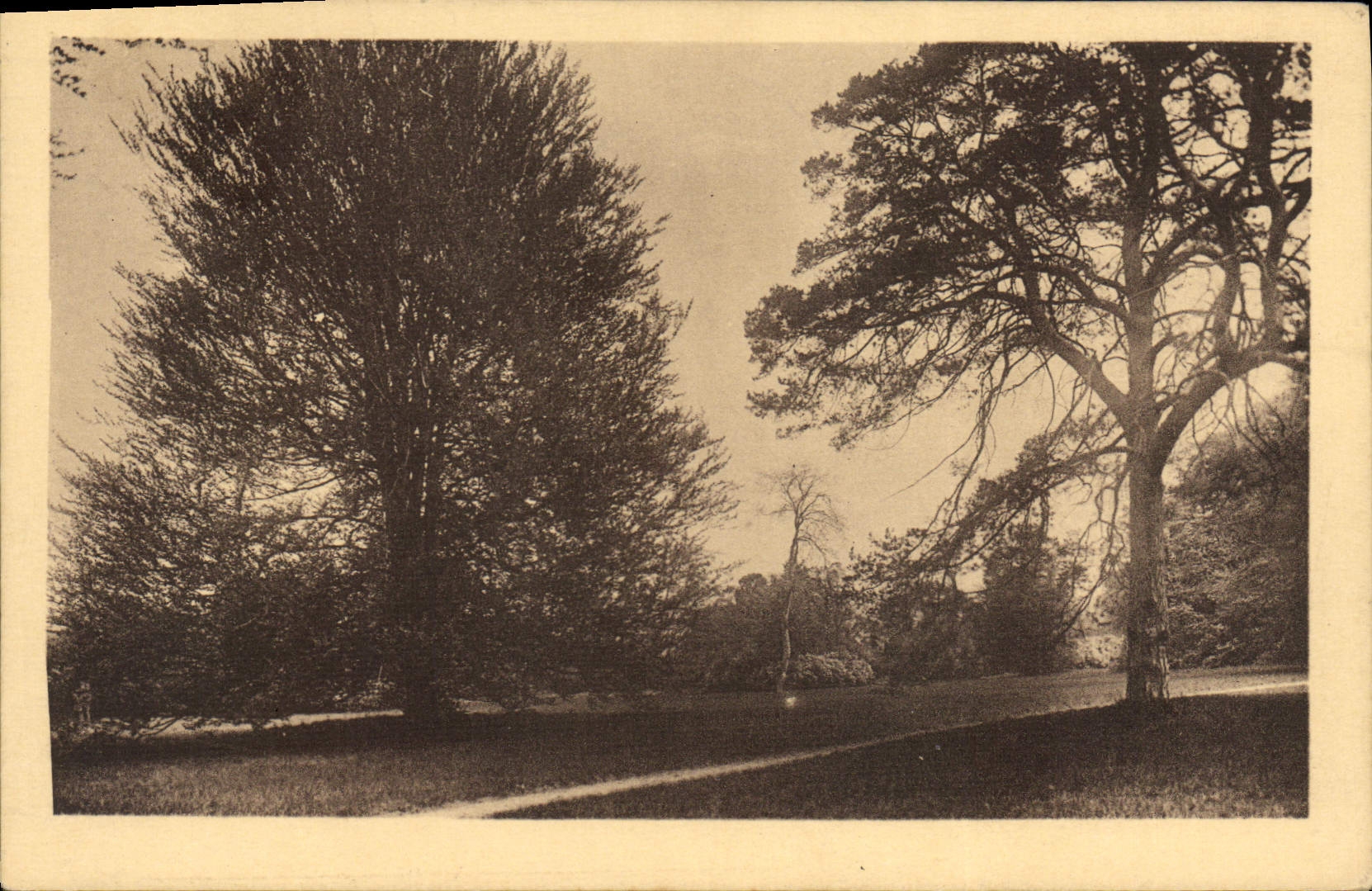 CPA Verneuil Sur Seine Notre Dame De Verneuil
