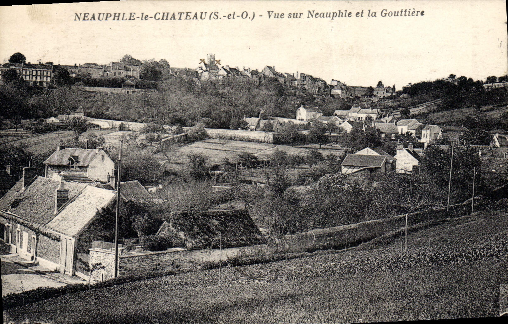 CPA Neauphle Le Chateau la Gouttière