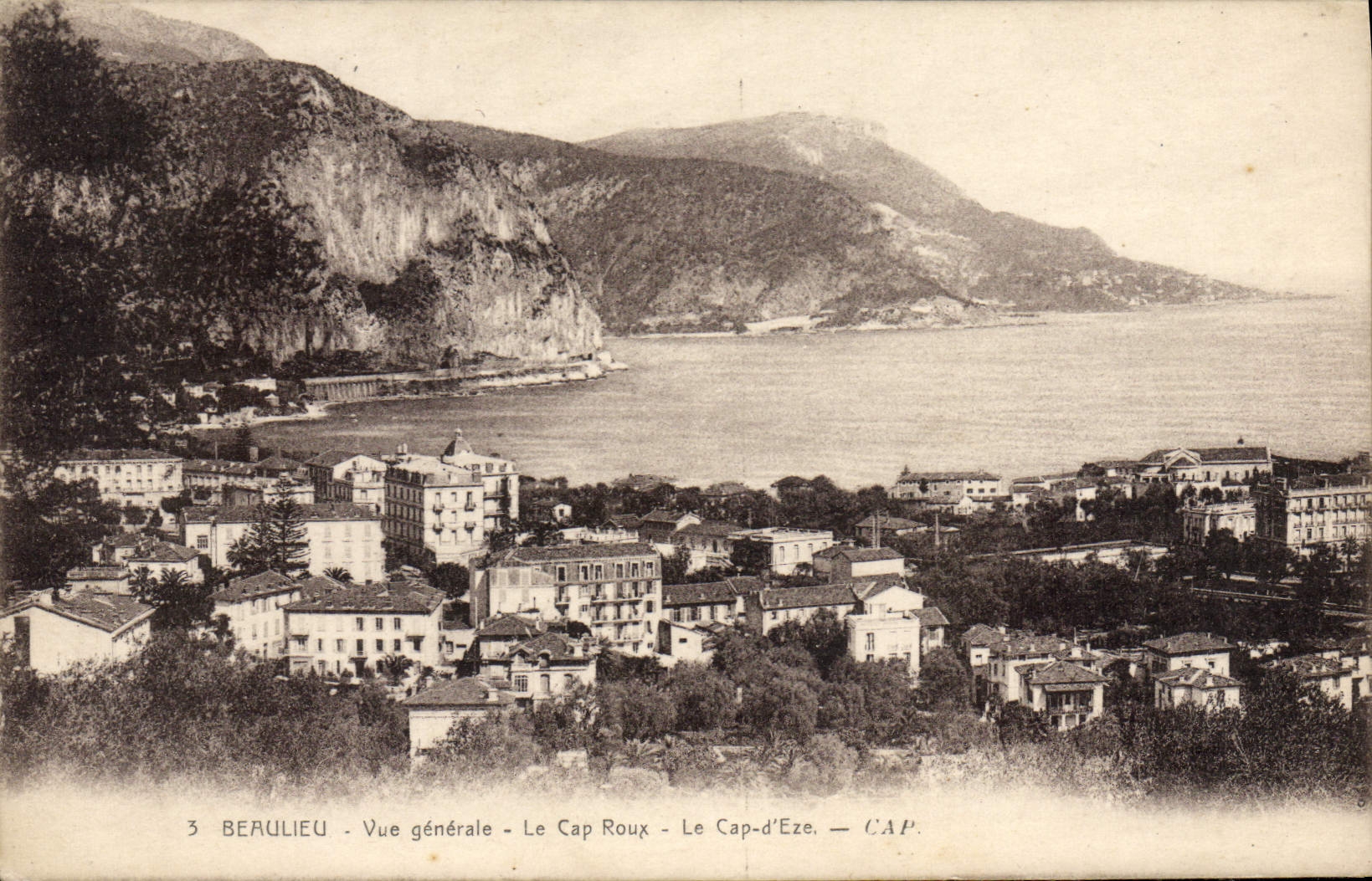 CPA Beaulieu Sur Mer Vue Generale Le Cap Roux