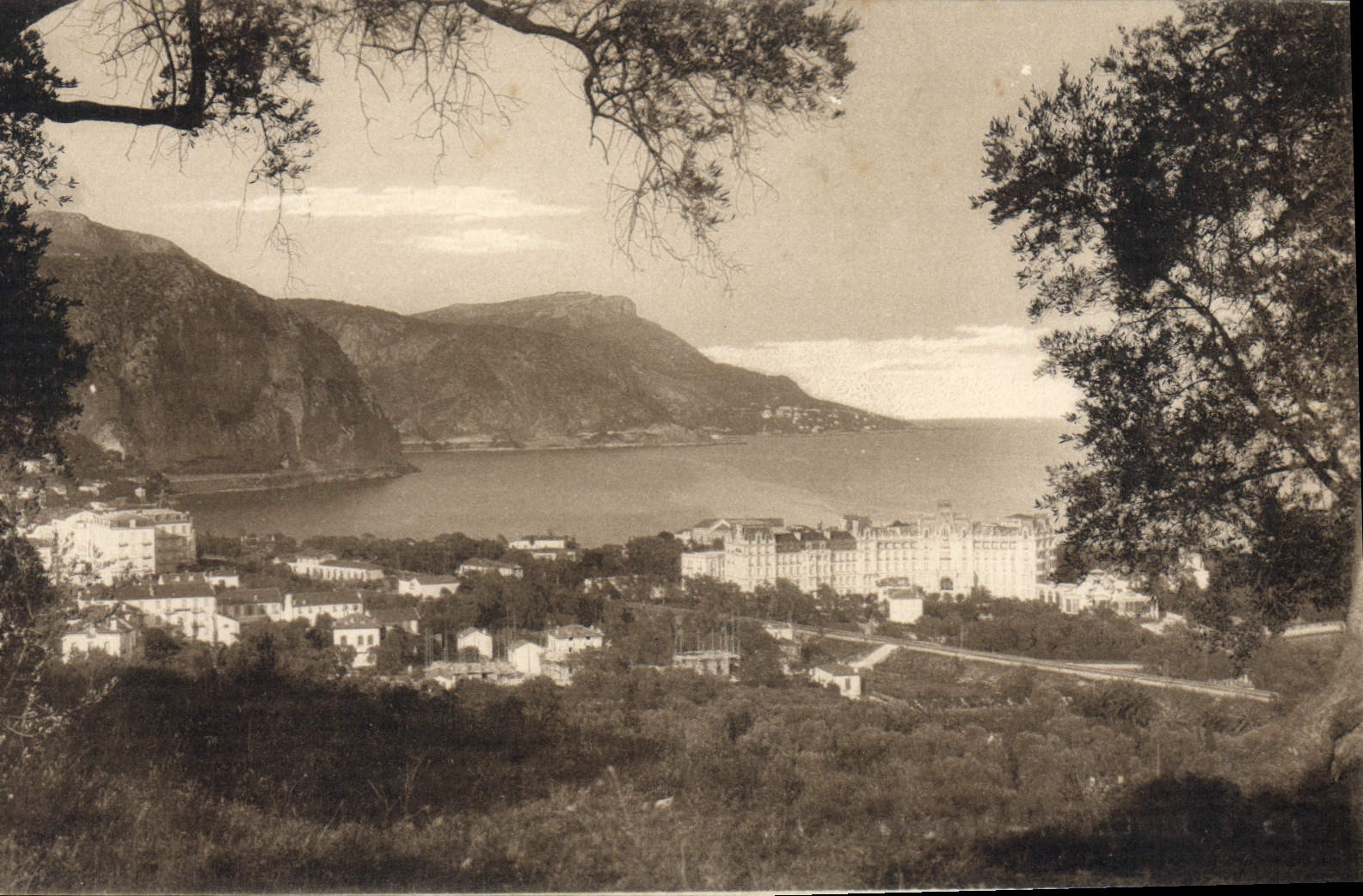CPA Beaulieu Sur Mer Vue Generale
