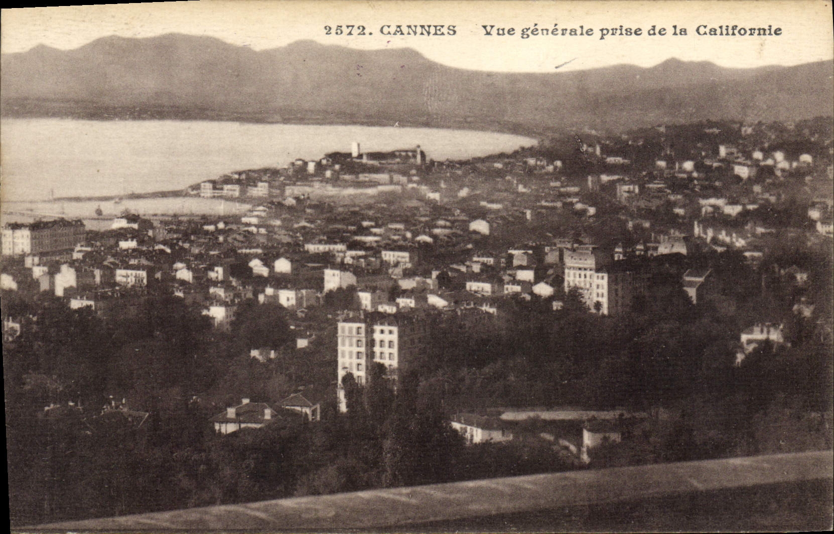 CPA Cannes Vue Generale Prise De La Californie