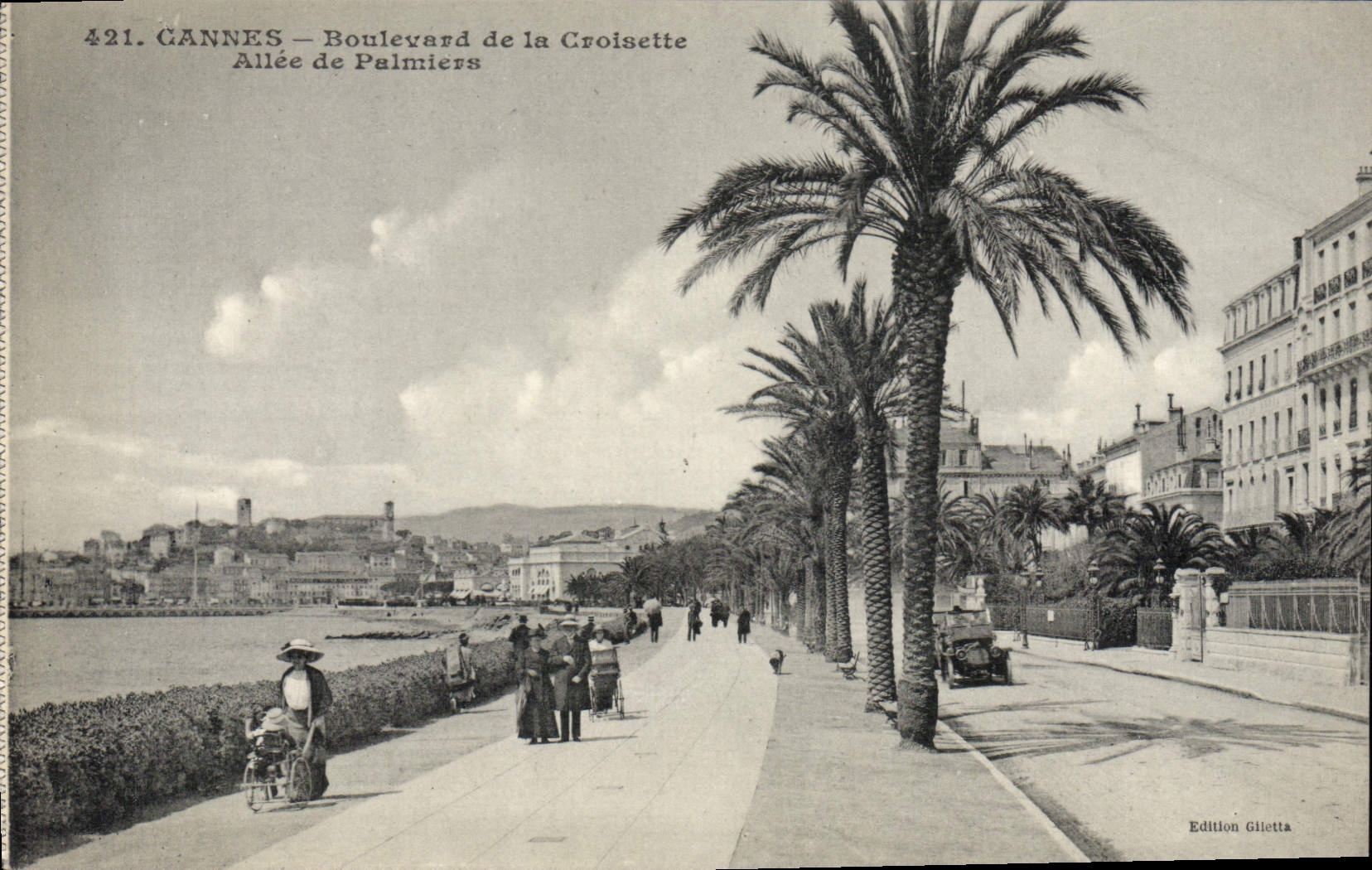 CPA Cannes Boulevard De La Croisette Allee De Palmiers