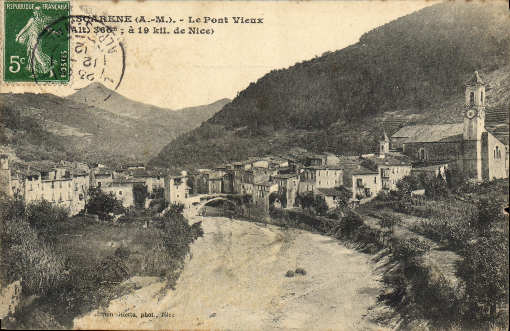 CPA L'Escarene Le Pont Vieux