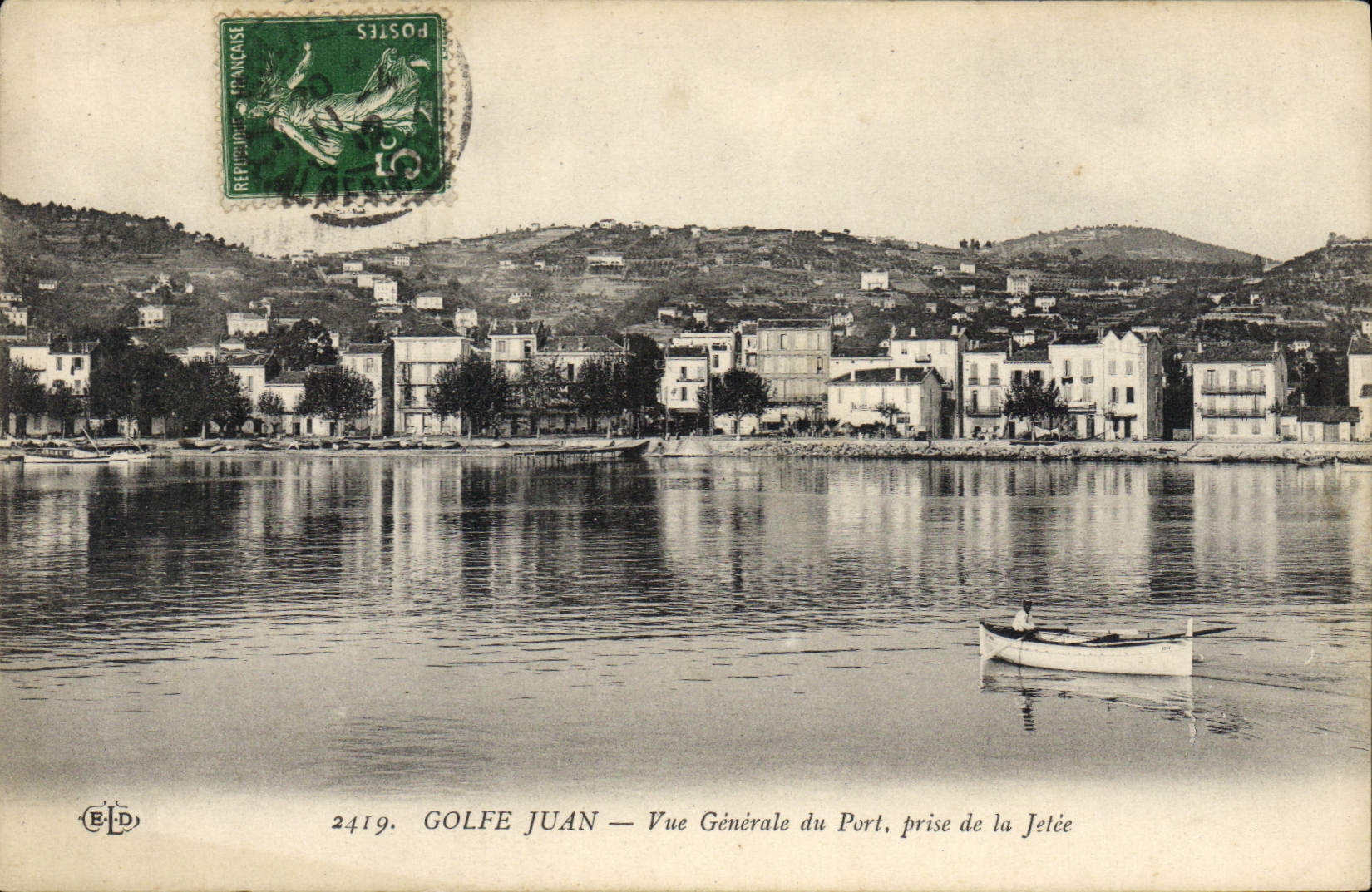 CPA Golfe Juan Vue Generale Du Port Prise De La Jetee