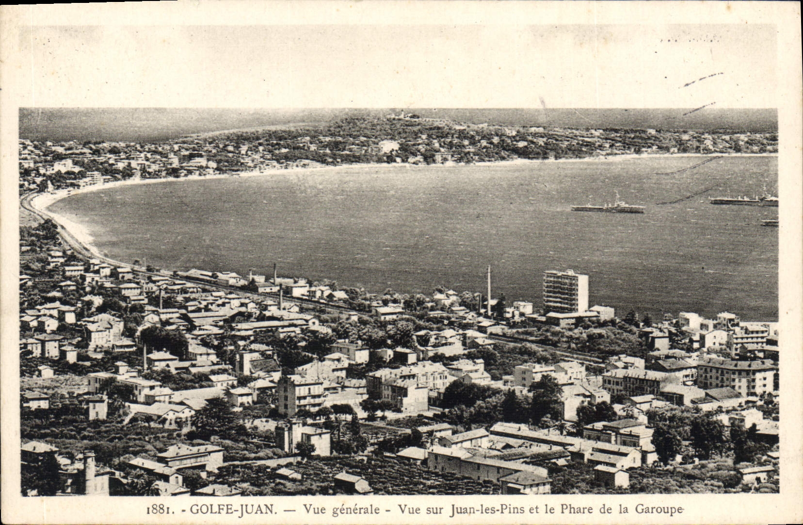 CPA Golfe Juan Vue Generale Vue Sur Juan Les Pins phare Garoupe
