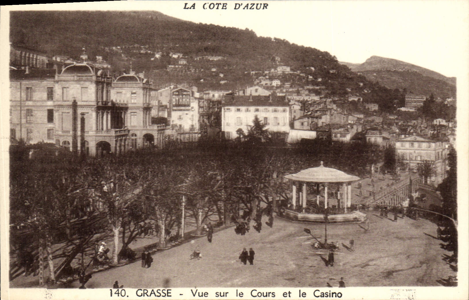 CPA Grasse Vue Sur Le Cours Et Le Casino