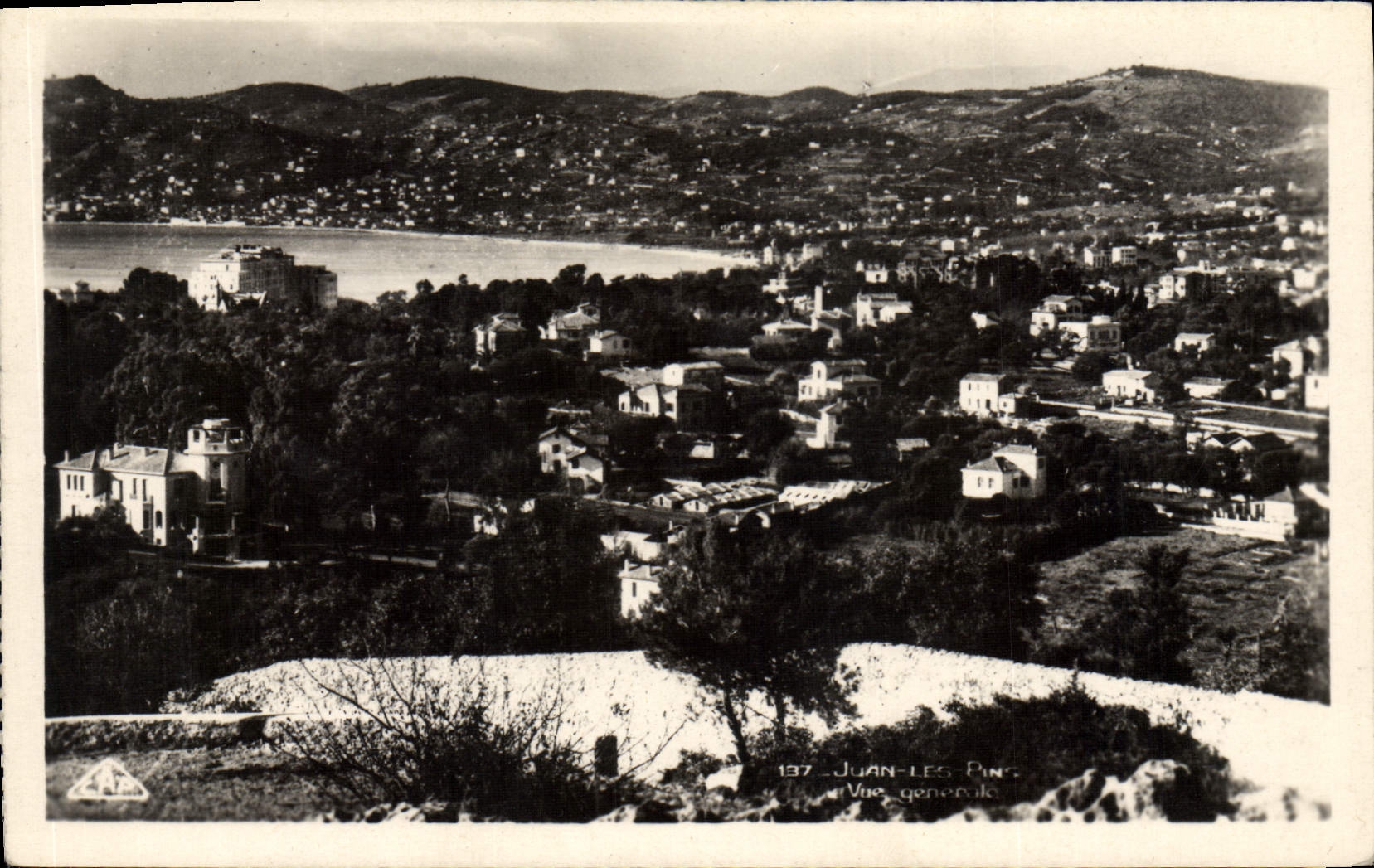 CPA Juan Les Pins vue générale