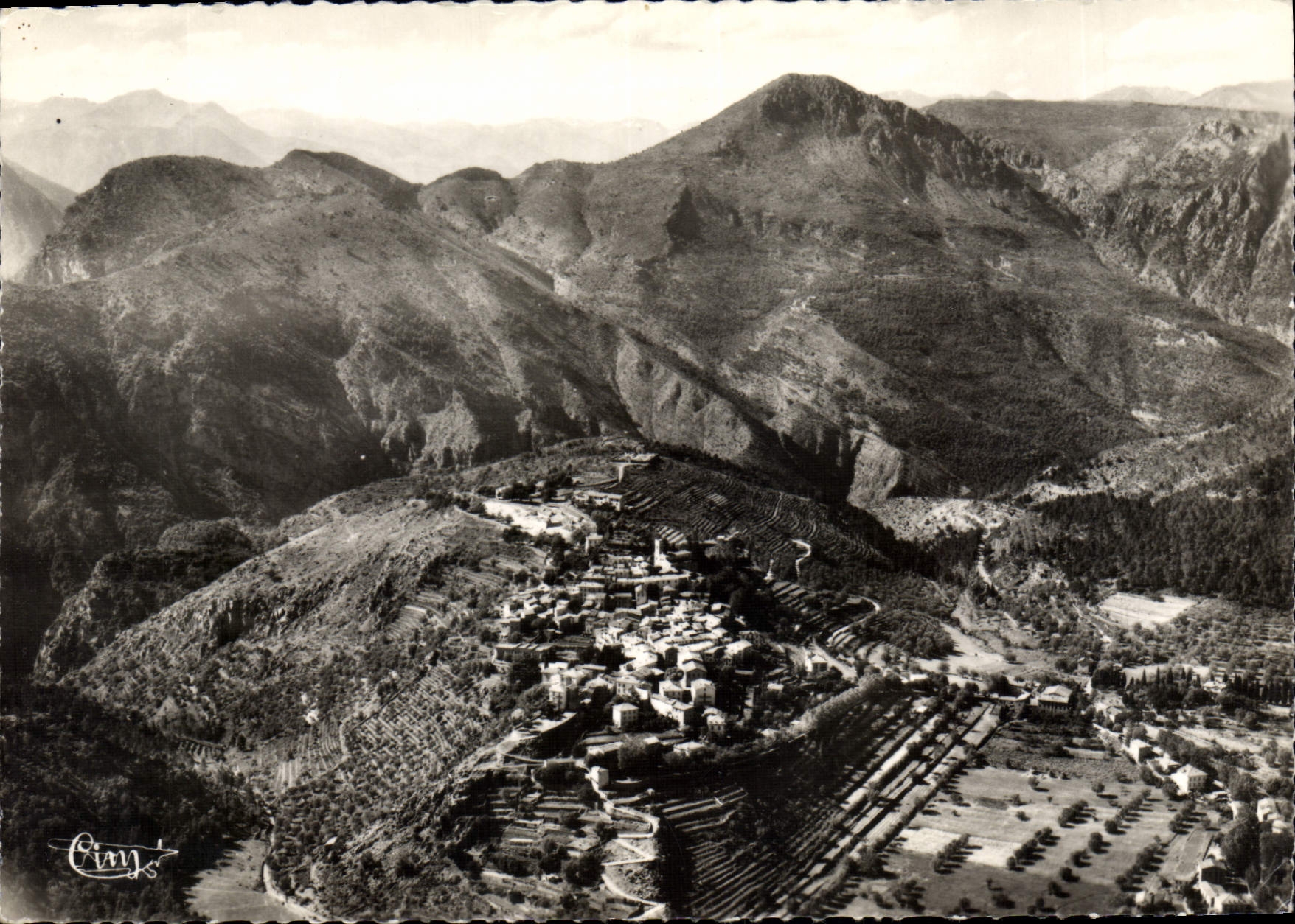CPSM Levens Vue Panoramique Aerienne