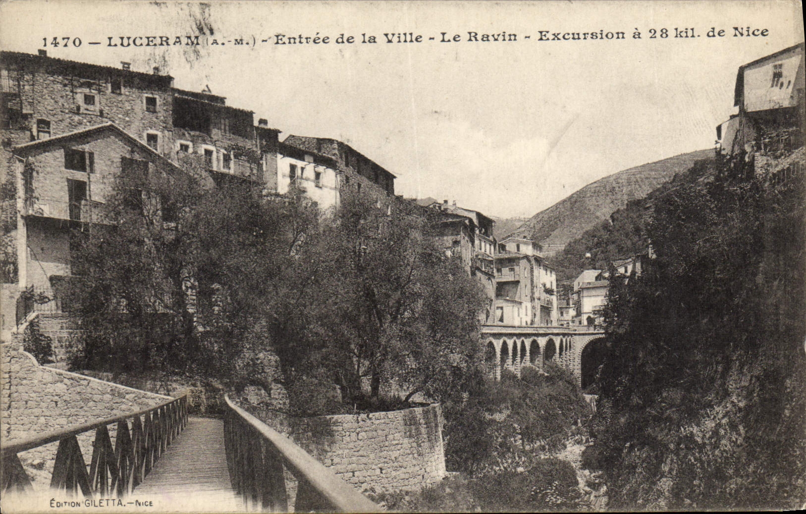 CPA Luceram Entree De La Ville Le Ravin Excursion