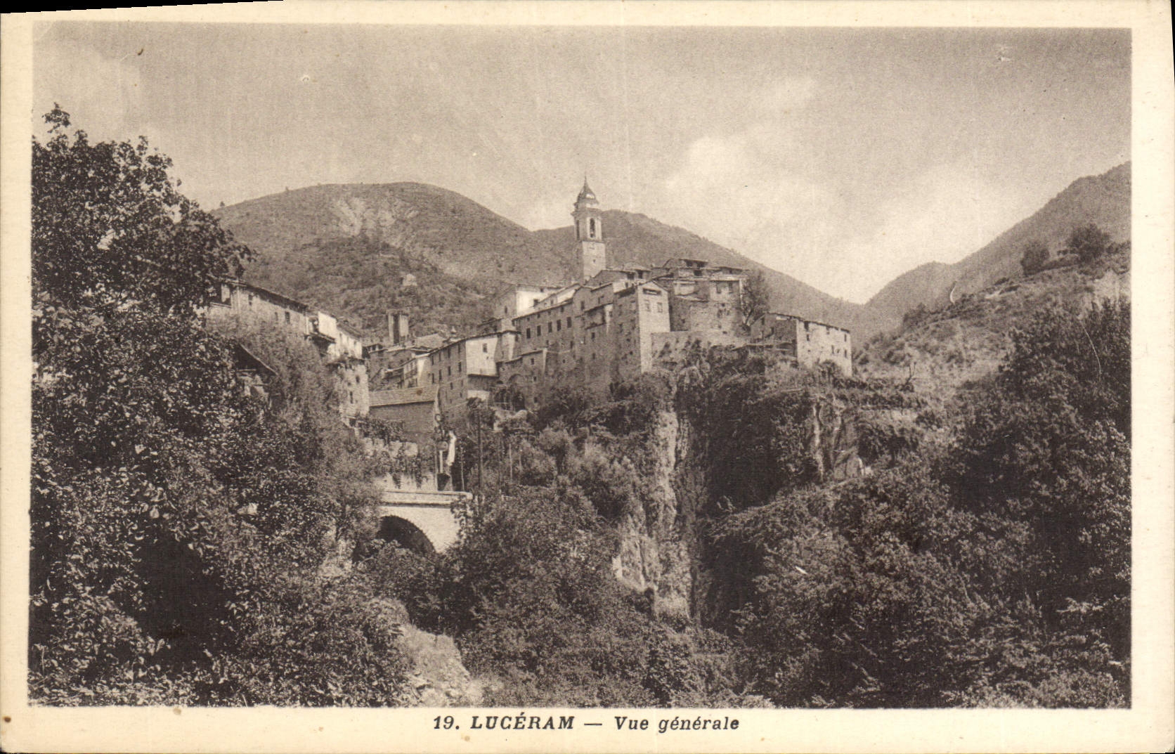 CPA Luceram Vue Generale