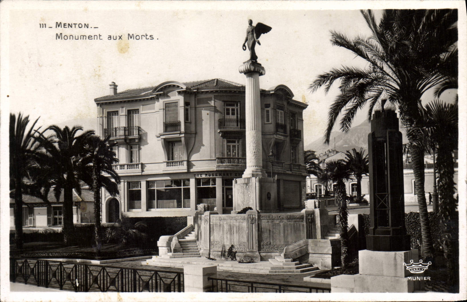 CPA Menton Monument Aux Morts