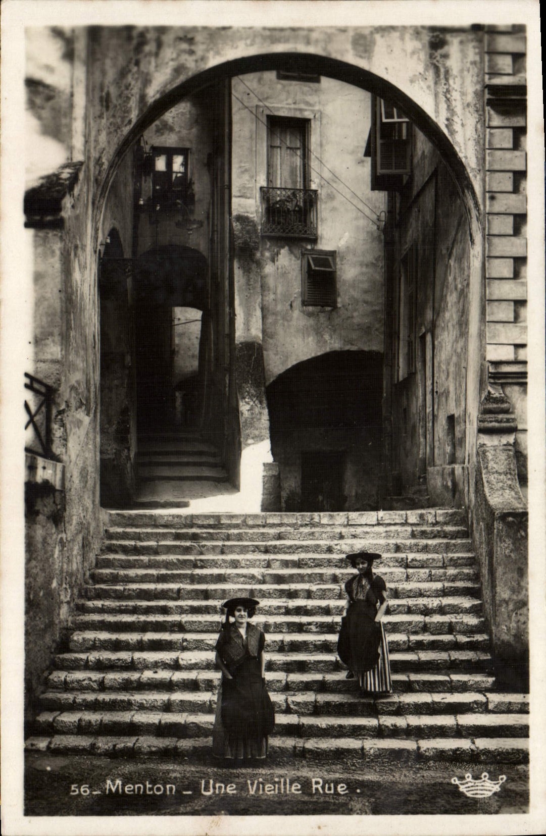 CPA Menton Une Vieille Rue