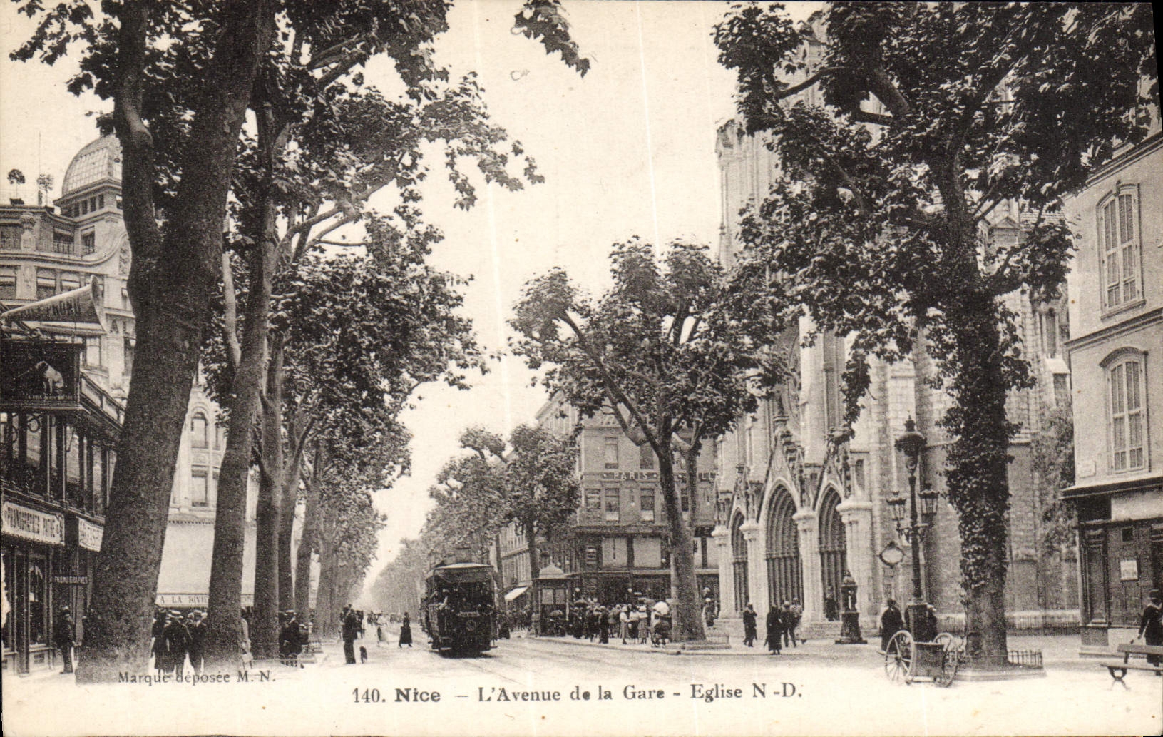 CPA Nice L'Avenue De La Gare Eglise