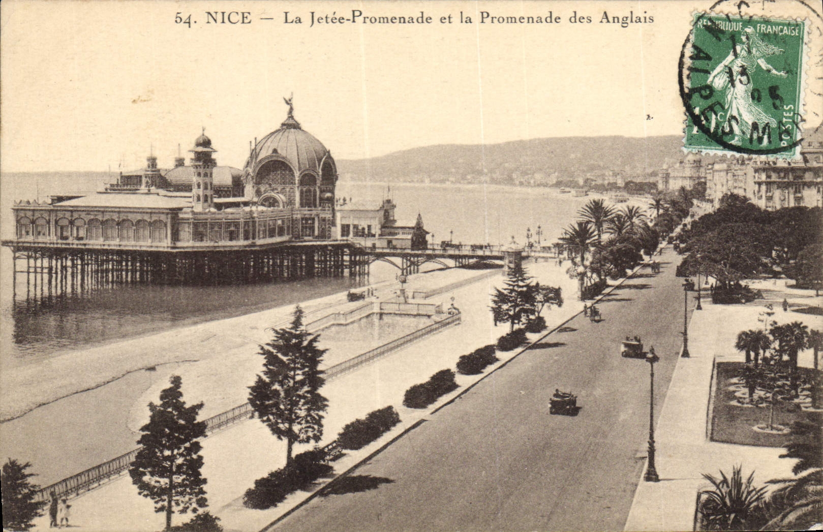 CPA Nice La Jetee Promenade Et La promenade