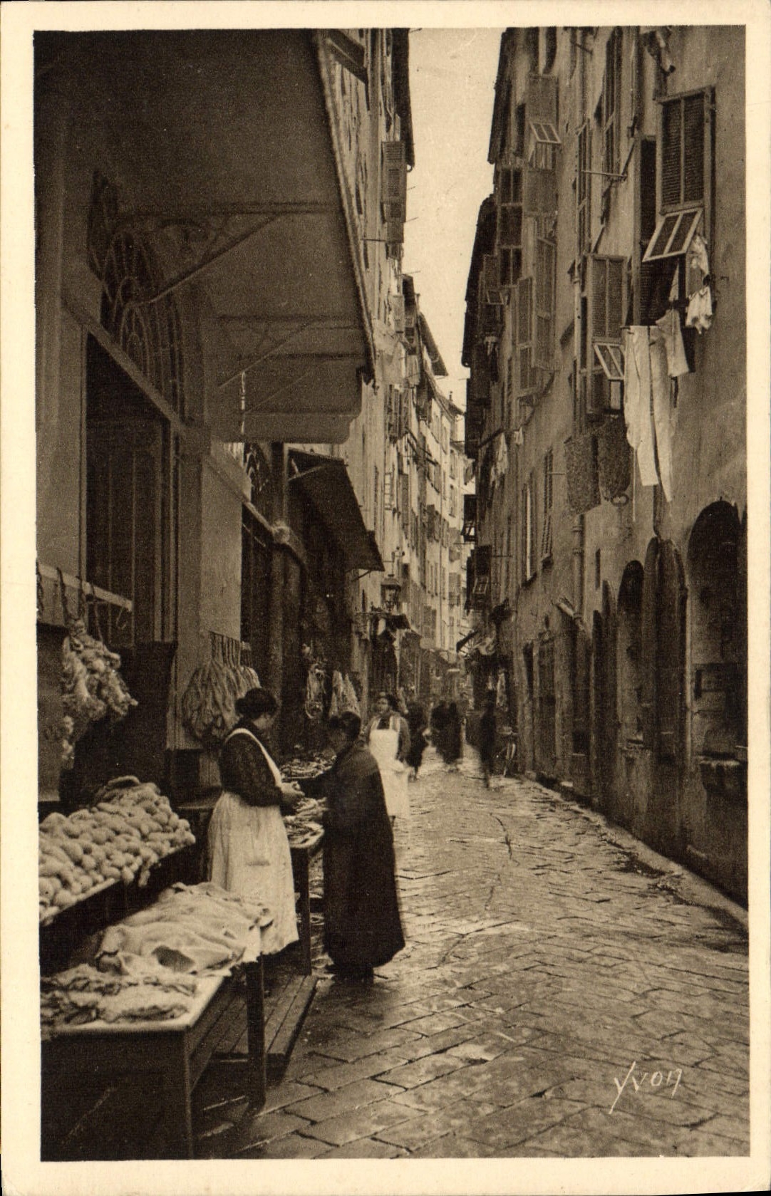 CPA Nice La Rue Des Bouchers