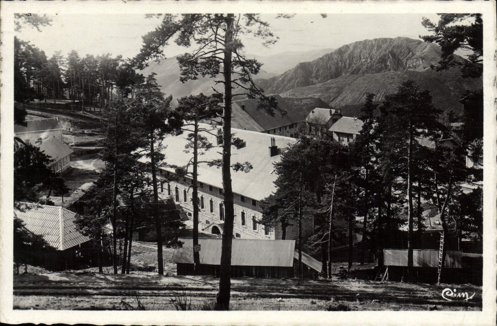 CPA Peira Cava casernes