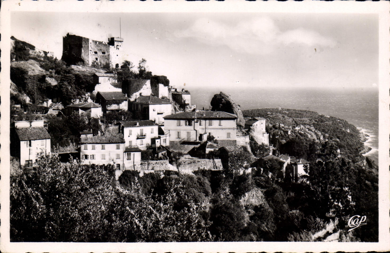 CPA Roquebrune Et Son Château