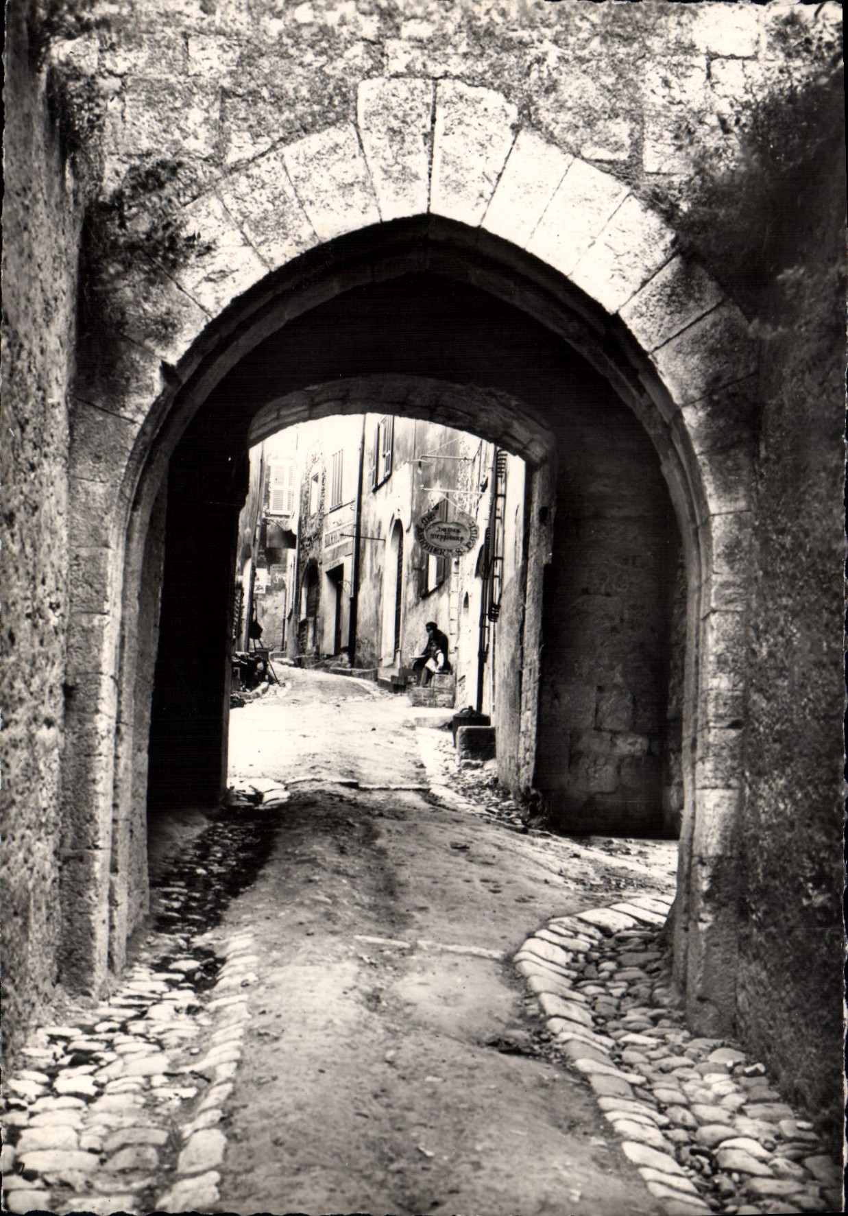 CPSM SAINT-PAUL-de-VENCE vieille rue