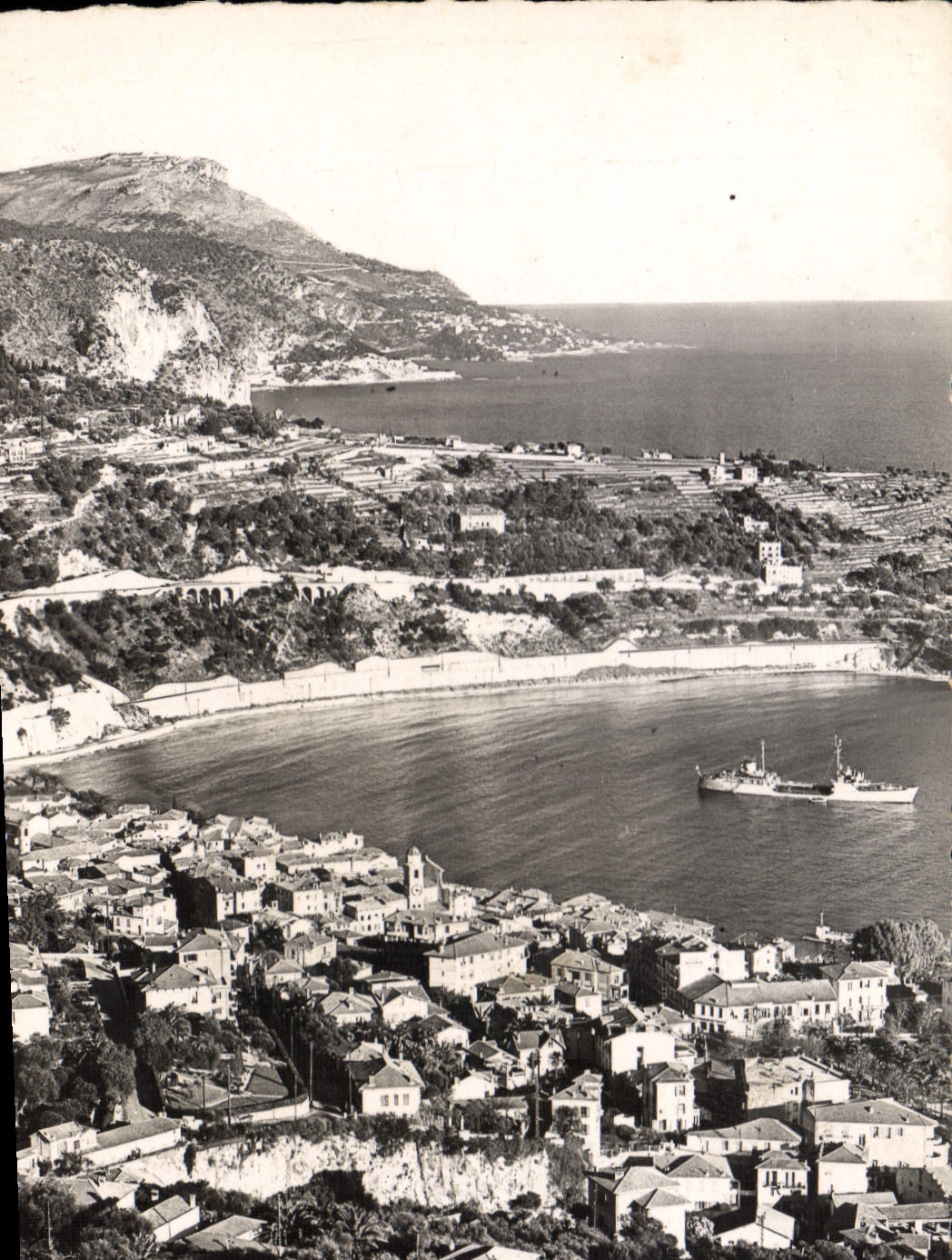 CPA VILLEFRANCHE-sur-MER vue générale