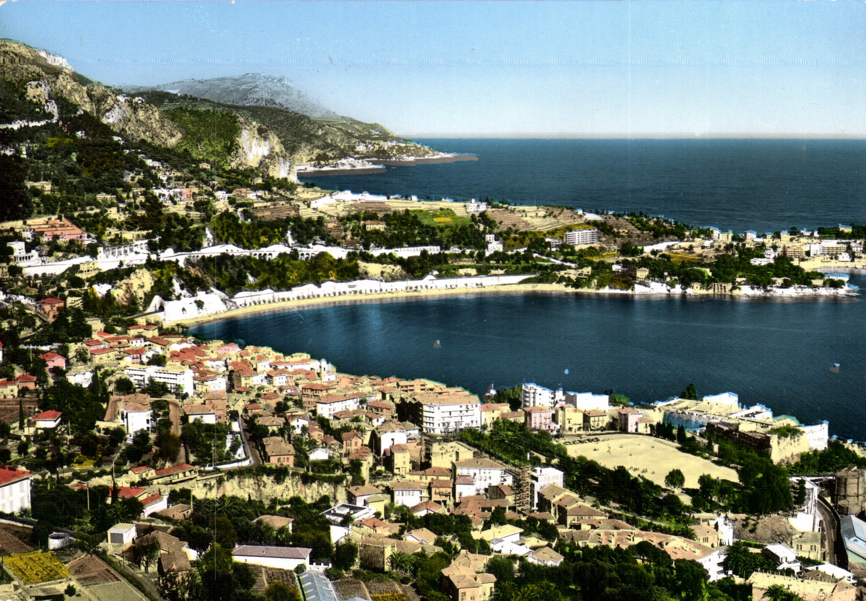 CPSM VILLEFRANCHE-sur-MER la rade vue générale terrain des sports
