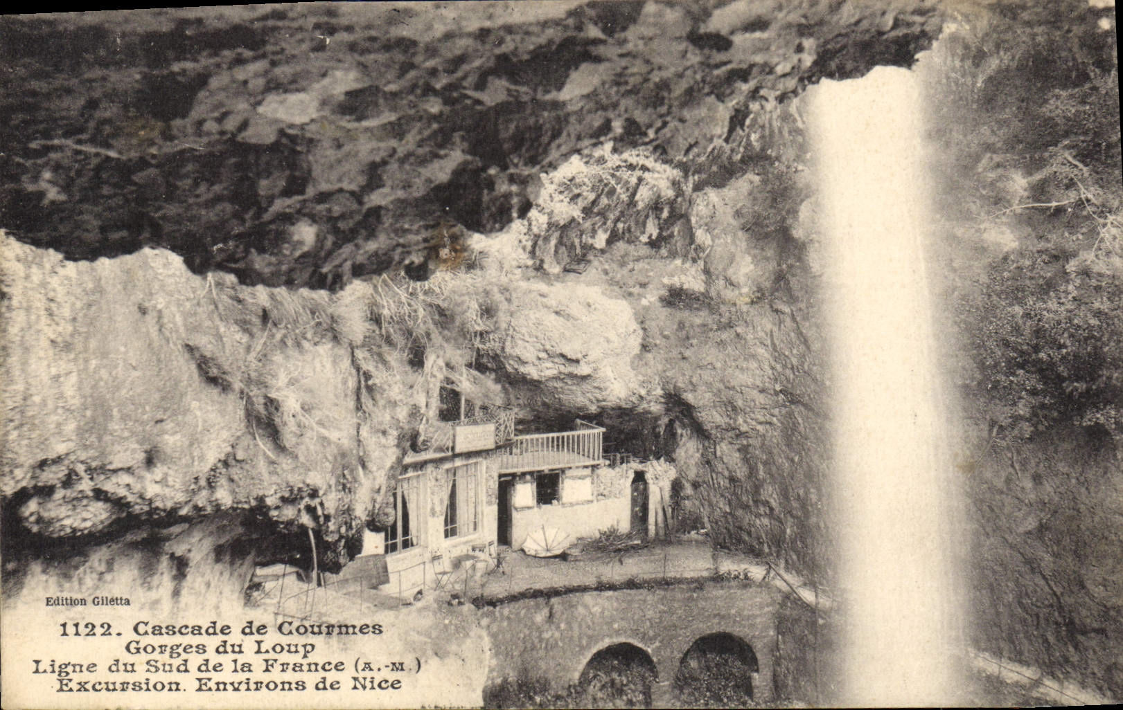 CPA LES GORGES DU LOUP cascade de Courmes