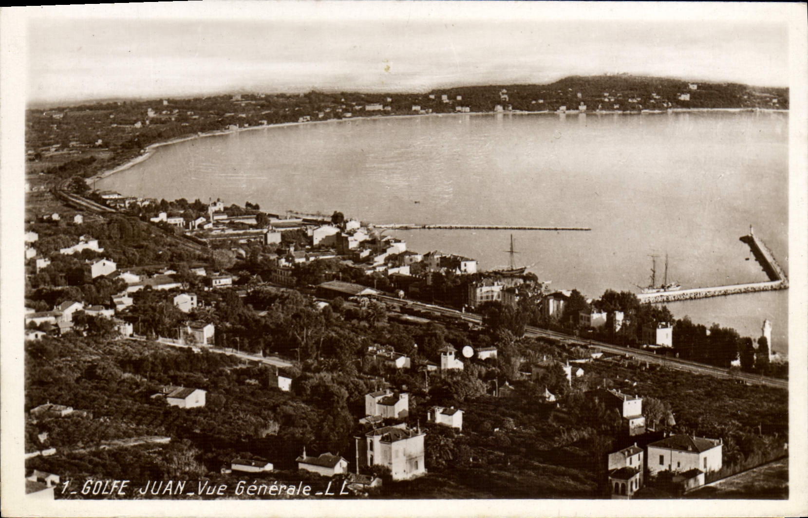 CPA GOLFE JUAN vue générale
