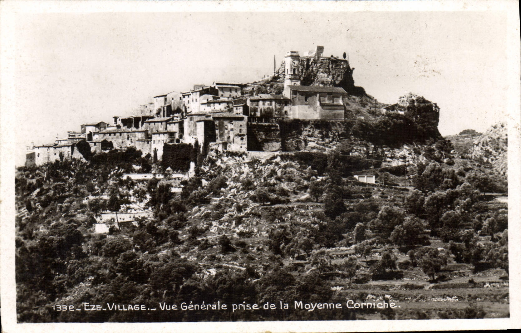 CPA EZE vue générale prise de la moyenne corniche