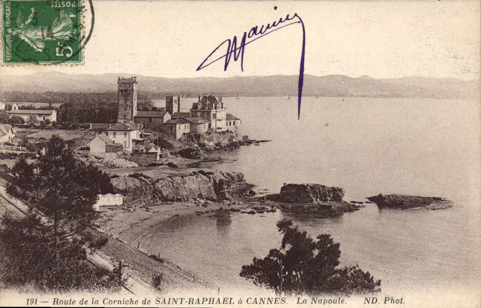 CPA route de la corniche de SAINT-RAPHAEL à CANNES LA NAPOULE