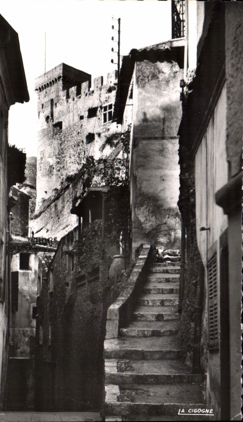 CPA ROQUEBRUNE VILLAGE château