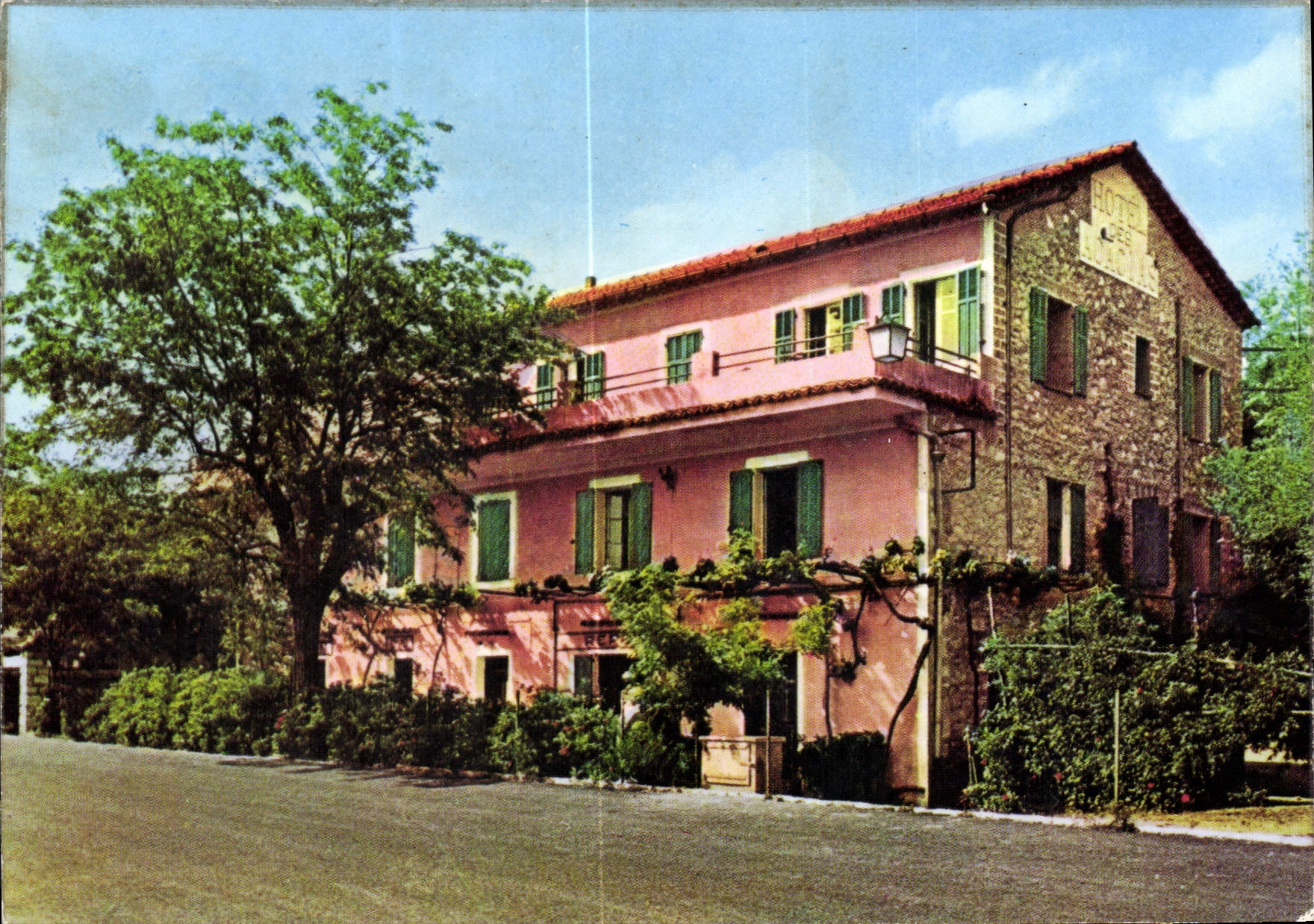 CPSM ROQUEFORT-les-PINS maison de repos Les Acacias