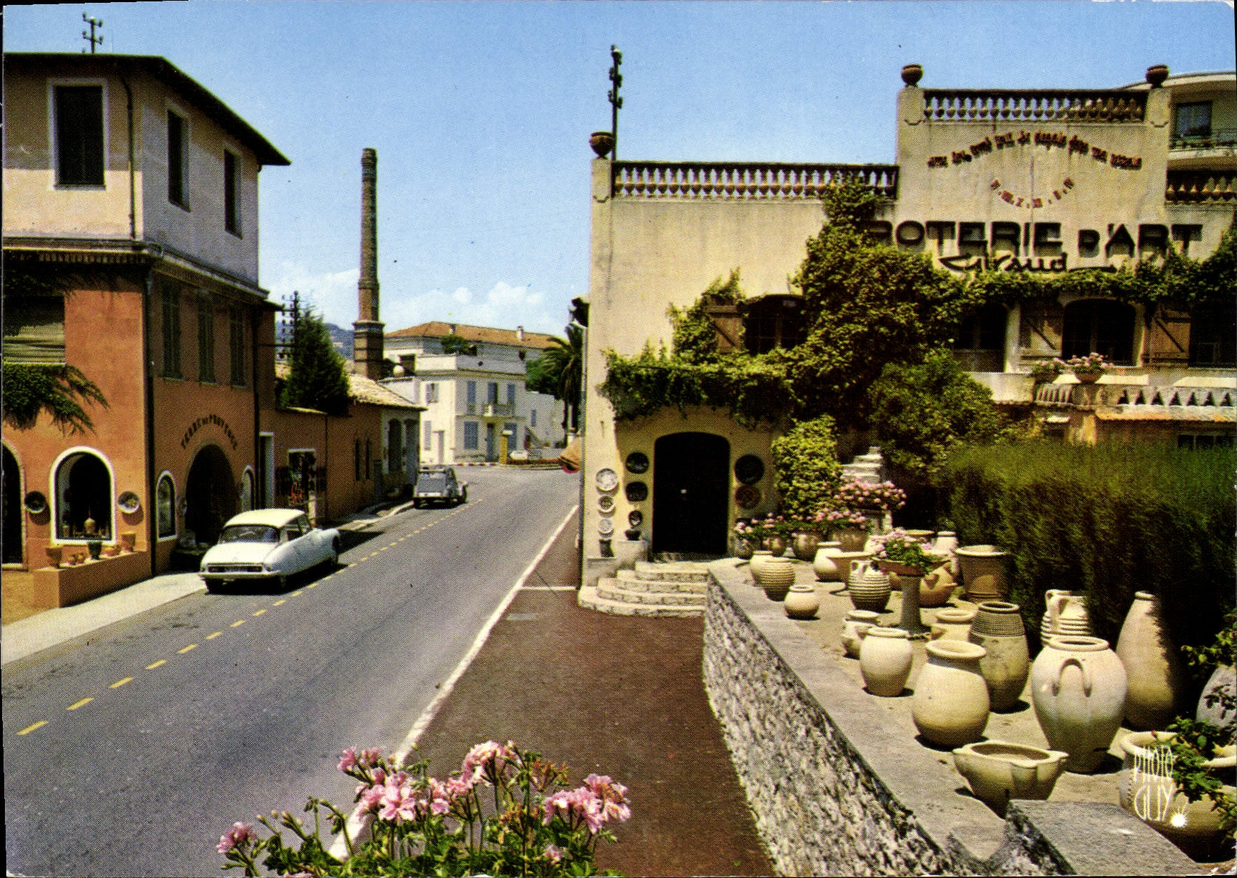 CPSM VALLAURIS centre mondial poterie céramique