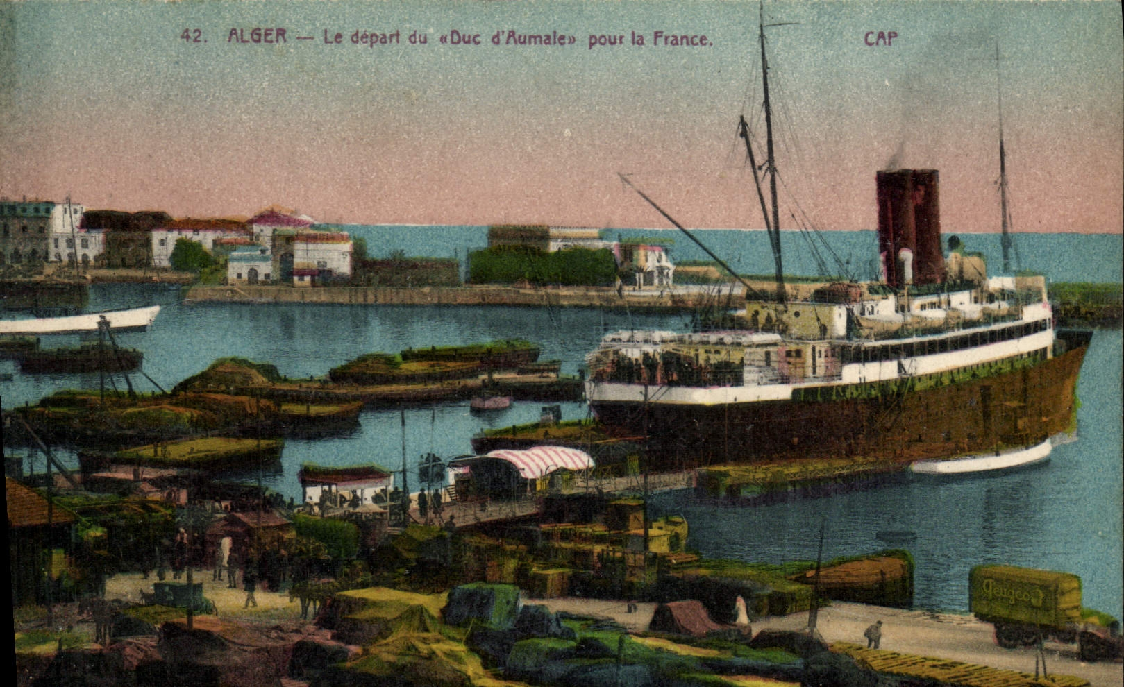 CPA ALGER départ du bateau Duc d'Aumale pour la France
