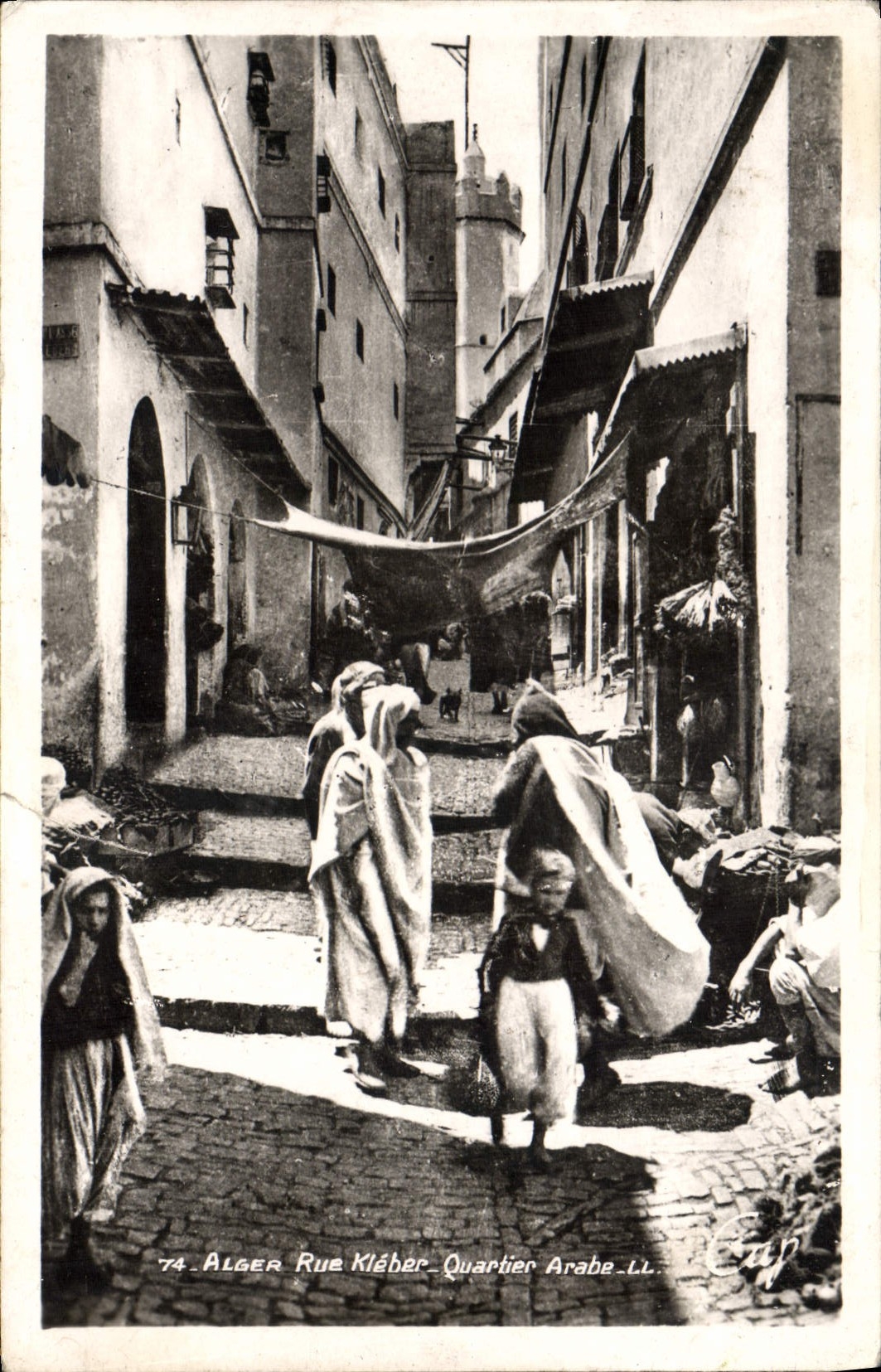 CPA ALGER rue Kléber quartier Arabe
