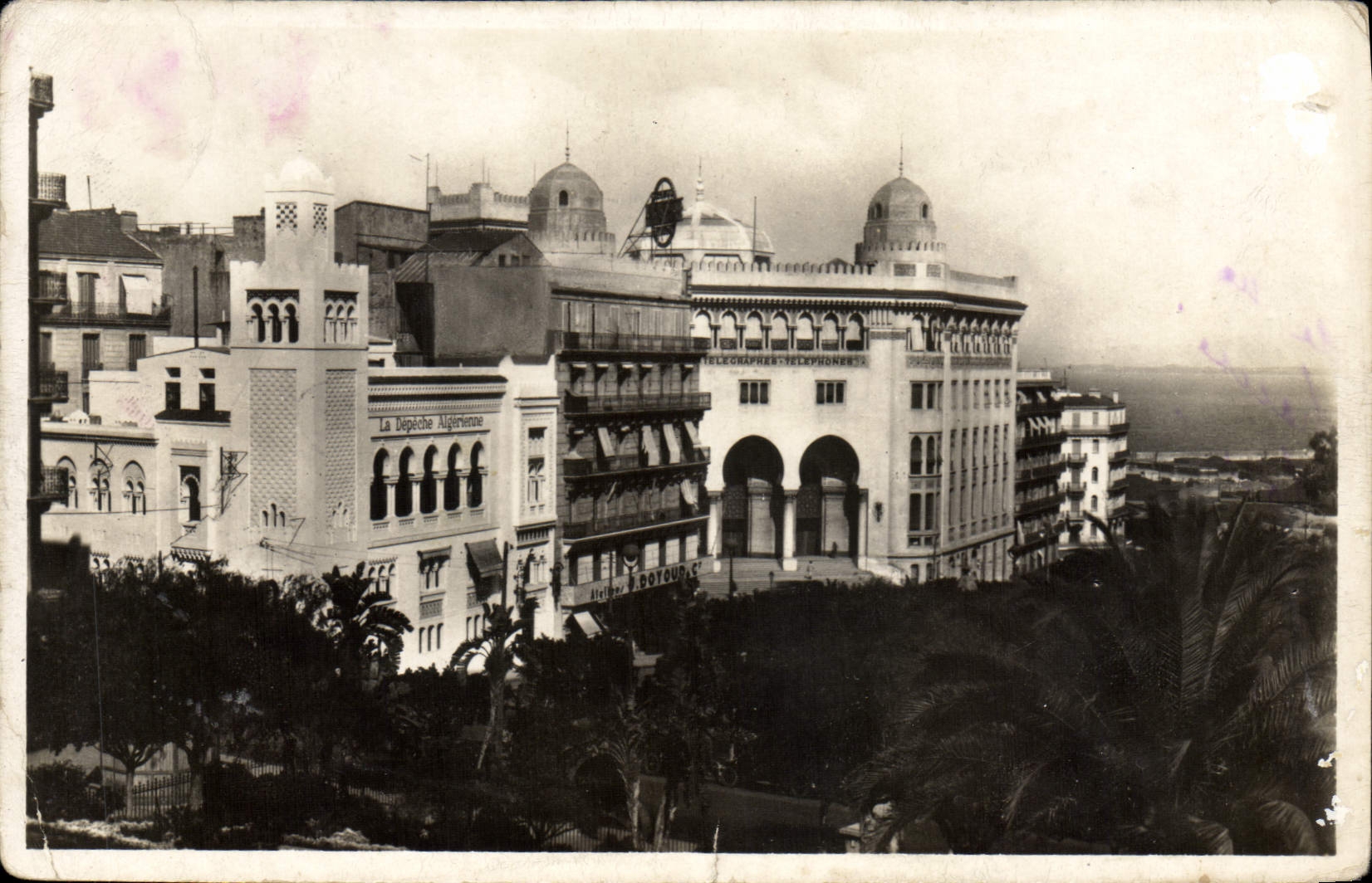 CPA ALGER la poste boulevard Laferrière Dépêche Algérienne