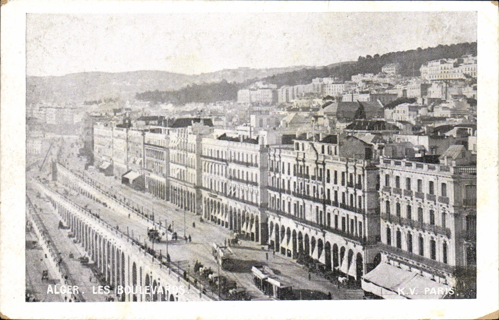 CPA ALGER les boulevards