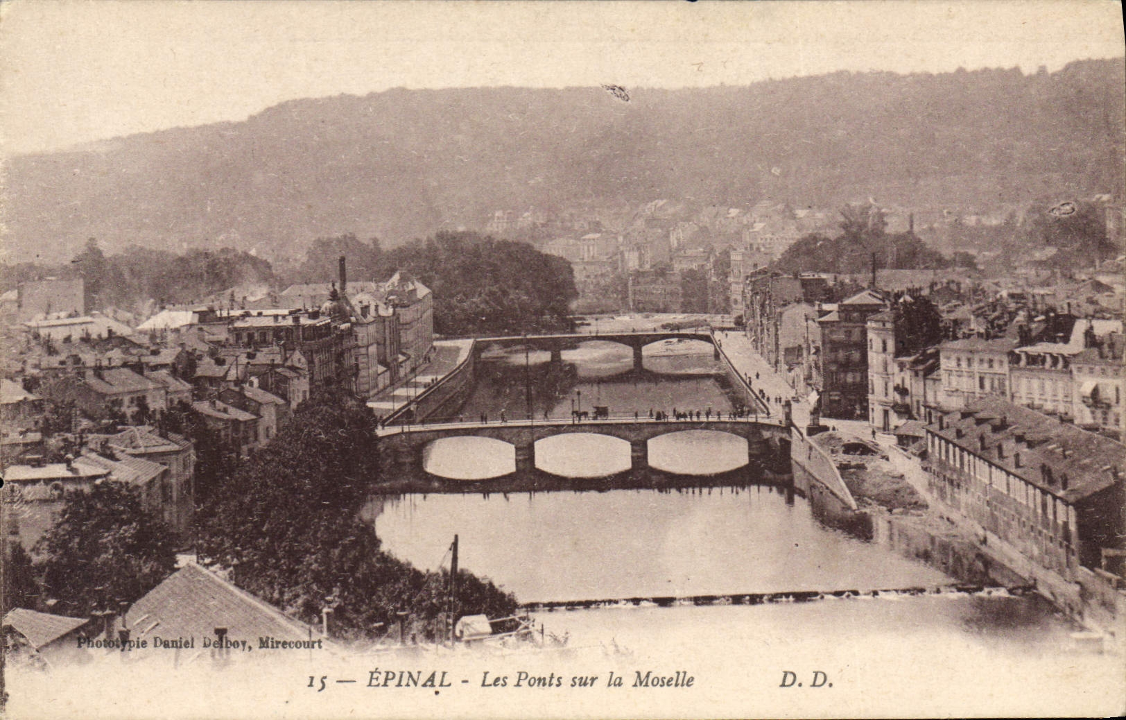 CPA Epinal Les Ponts Sur La Moselle