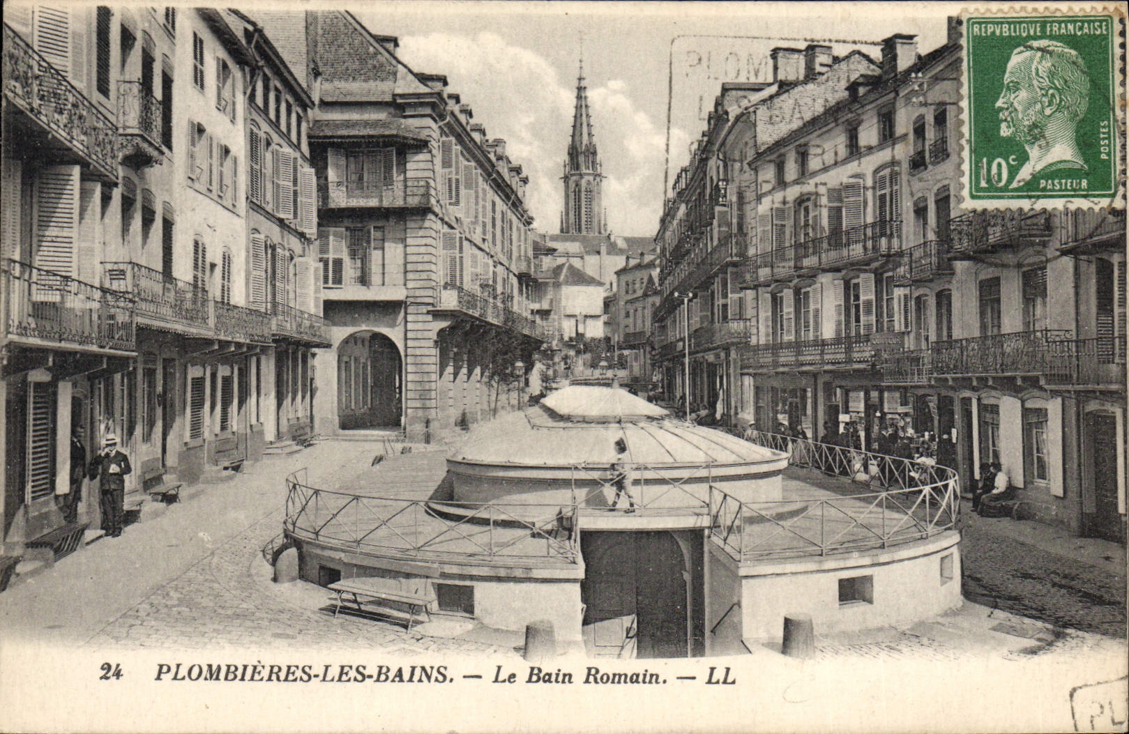 CPA Plombieres Les Bains Le Bain Romain