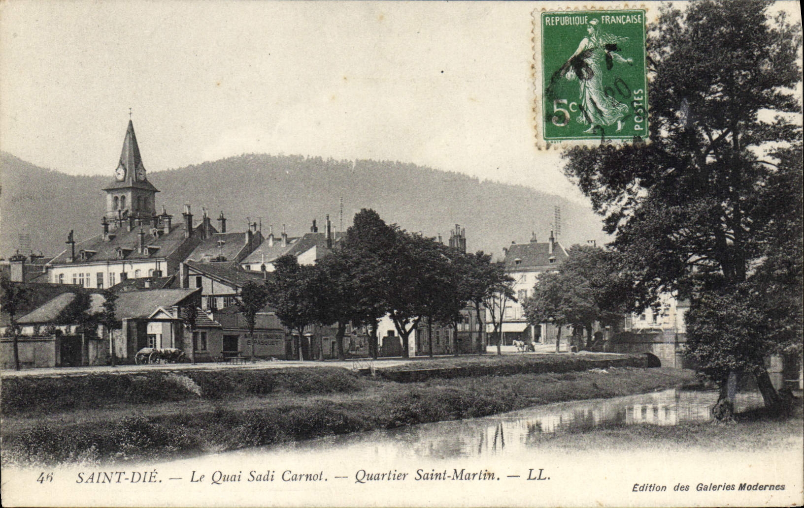 CPA Saint Die Le Quai Sadi Carnot Quartier Saint Martin