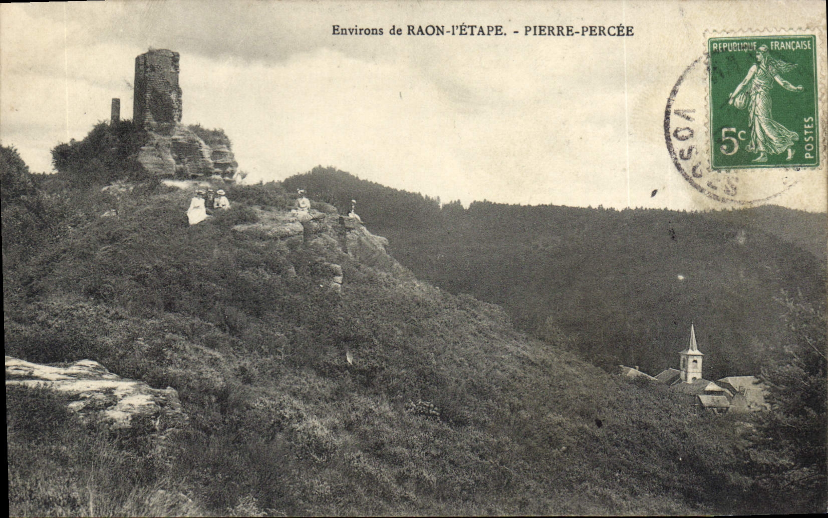 CPA Raon I'Etape Pierre Percee