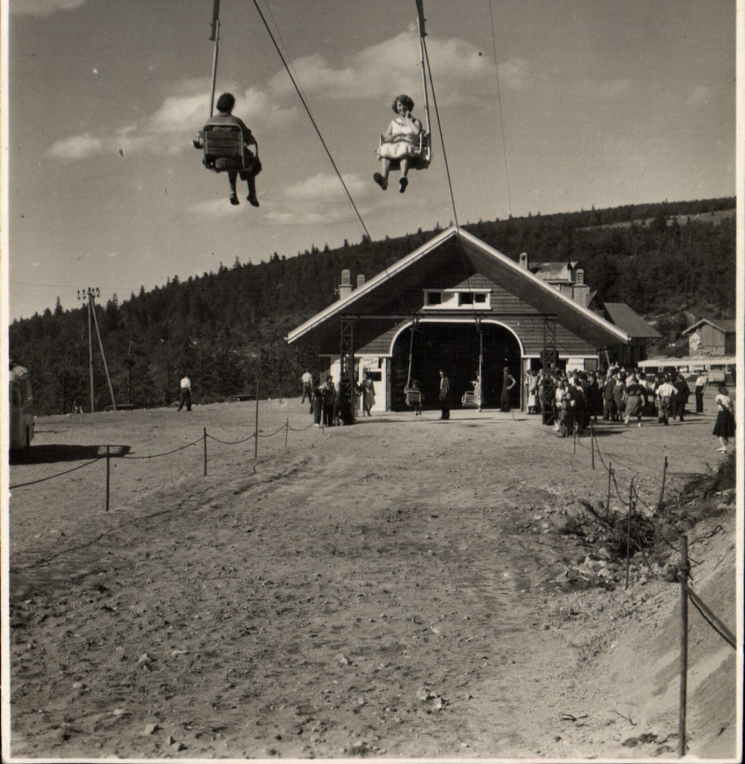 CPA Vosges Col De La Schlucht téléski télésiège station du départ