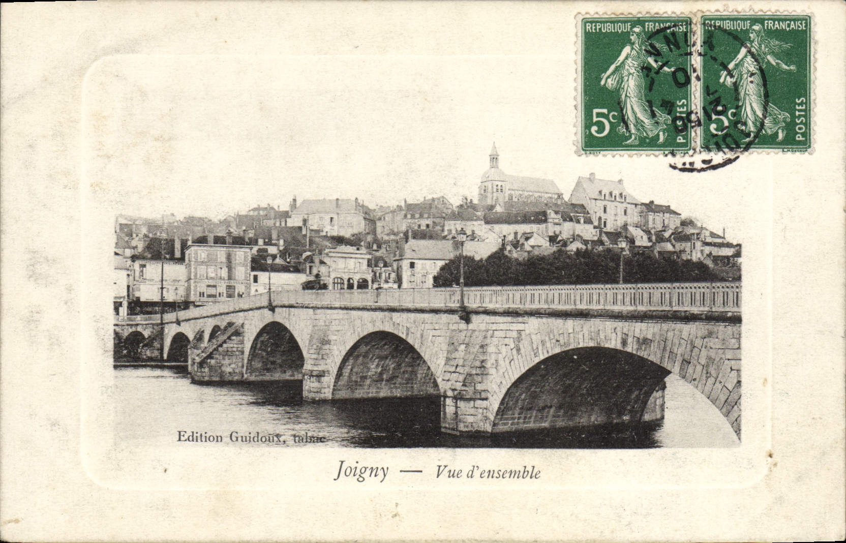 CPA Joigny Vue D'Ensemble